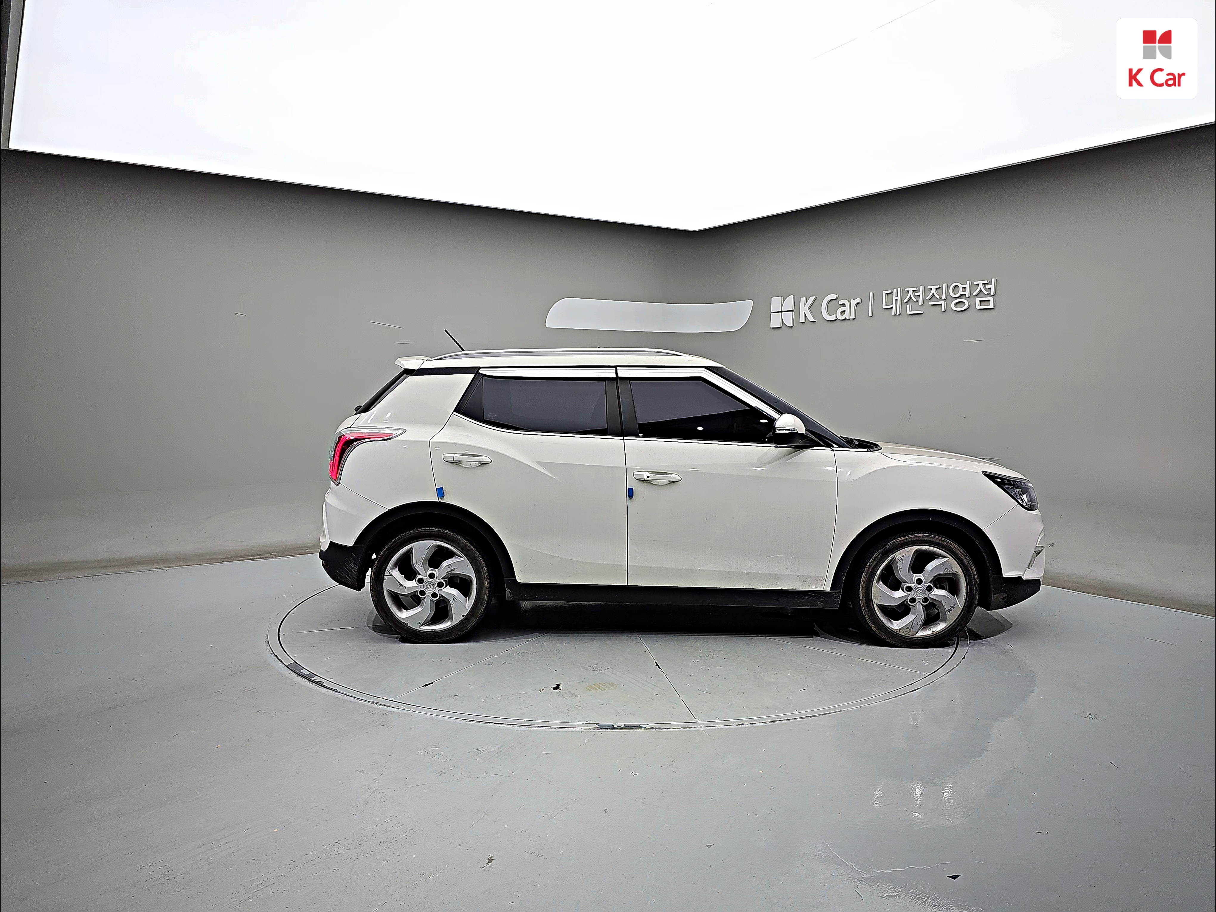 KG MOBILITY(SSANGYONG) Tivoli Gasoline 2WD