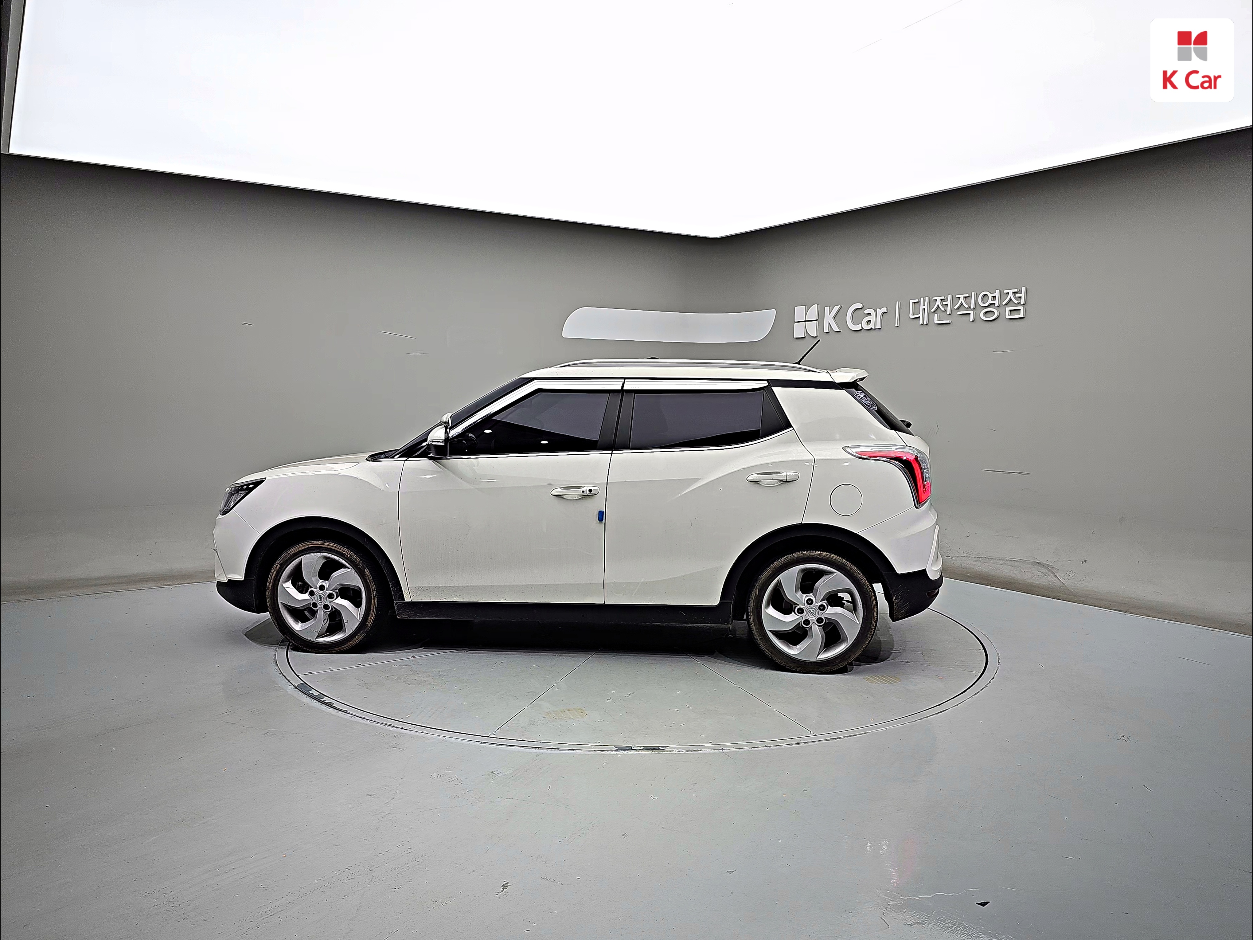 KG MOBILITY(SSANGYONG) Tivoli Gasoline 2WD