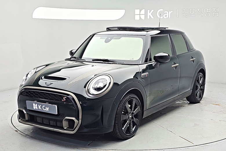 Mini Cooper F/ L 5 Duo S Resolute Edition
