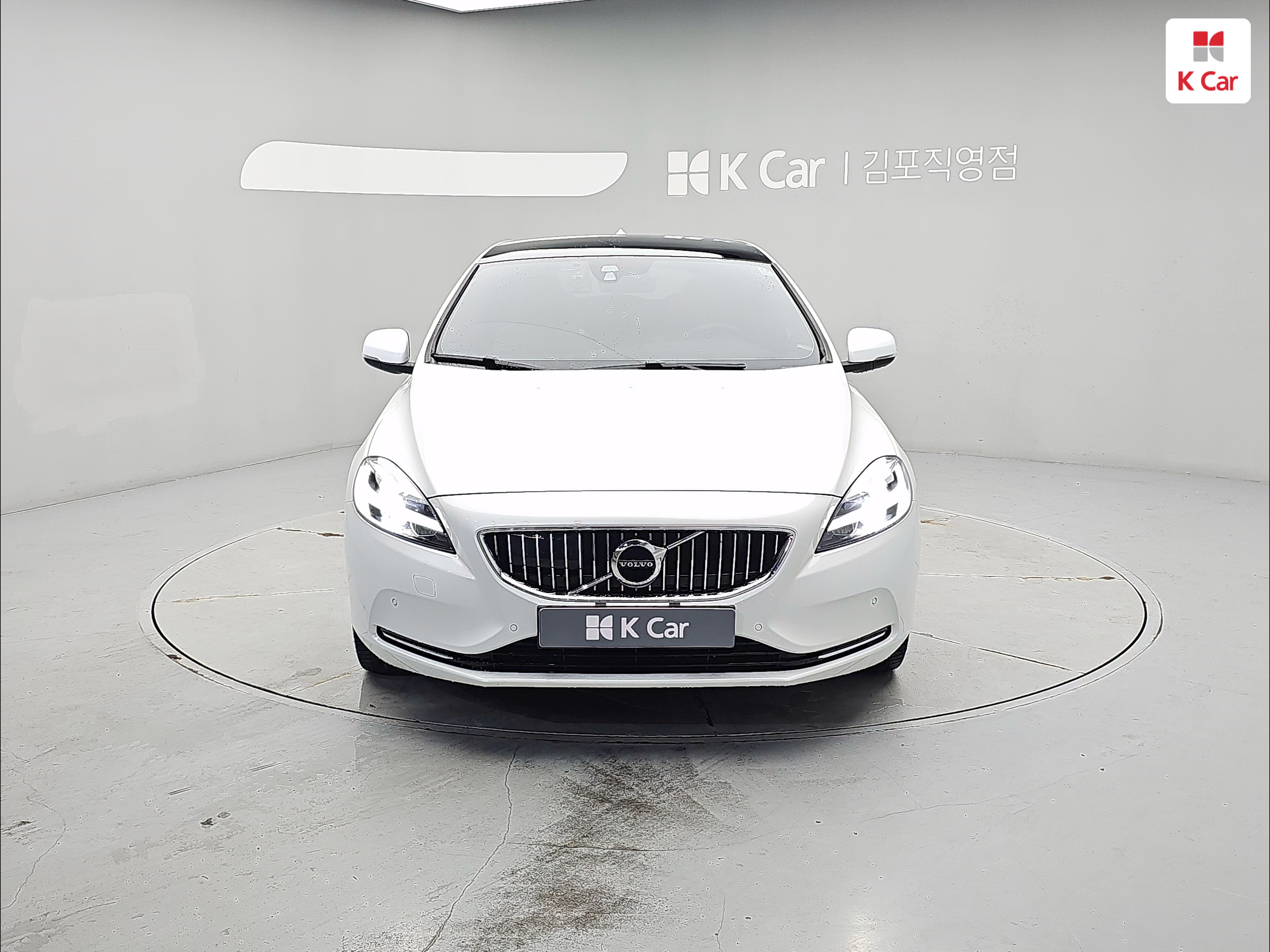 VOLVO V40 (2nd Generation) T5