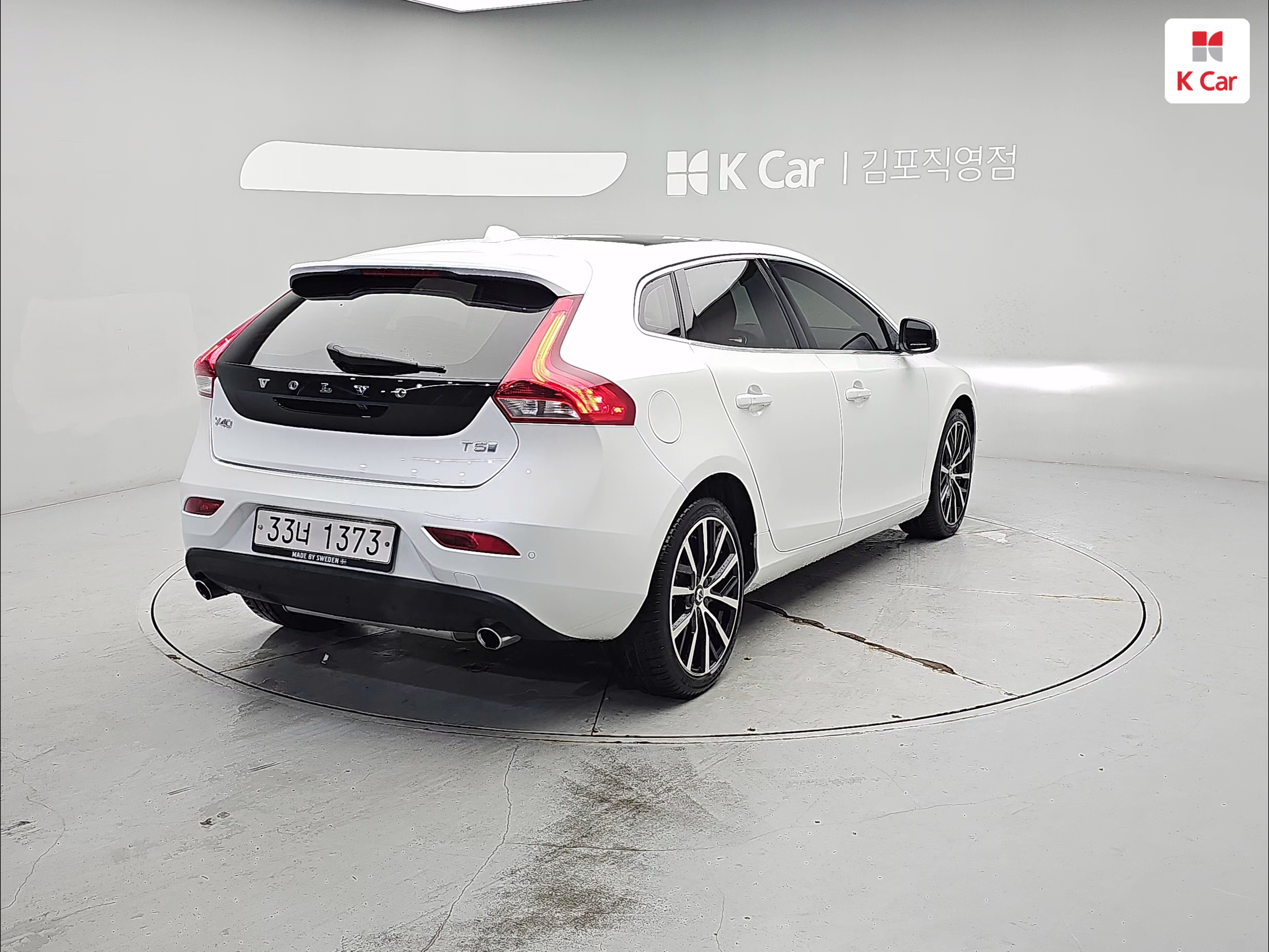 VOLVO V40 (2nd Generation) T5