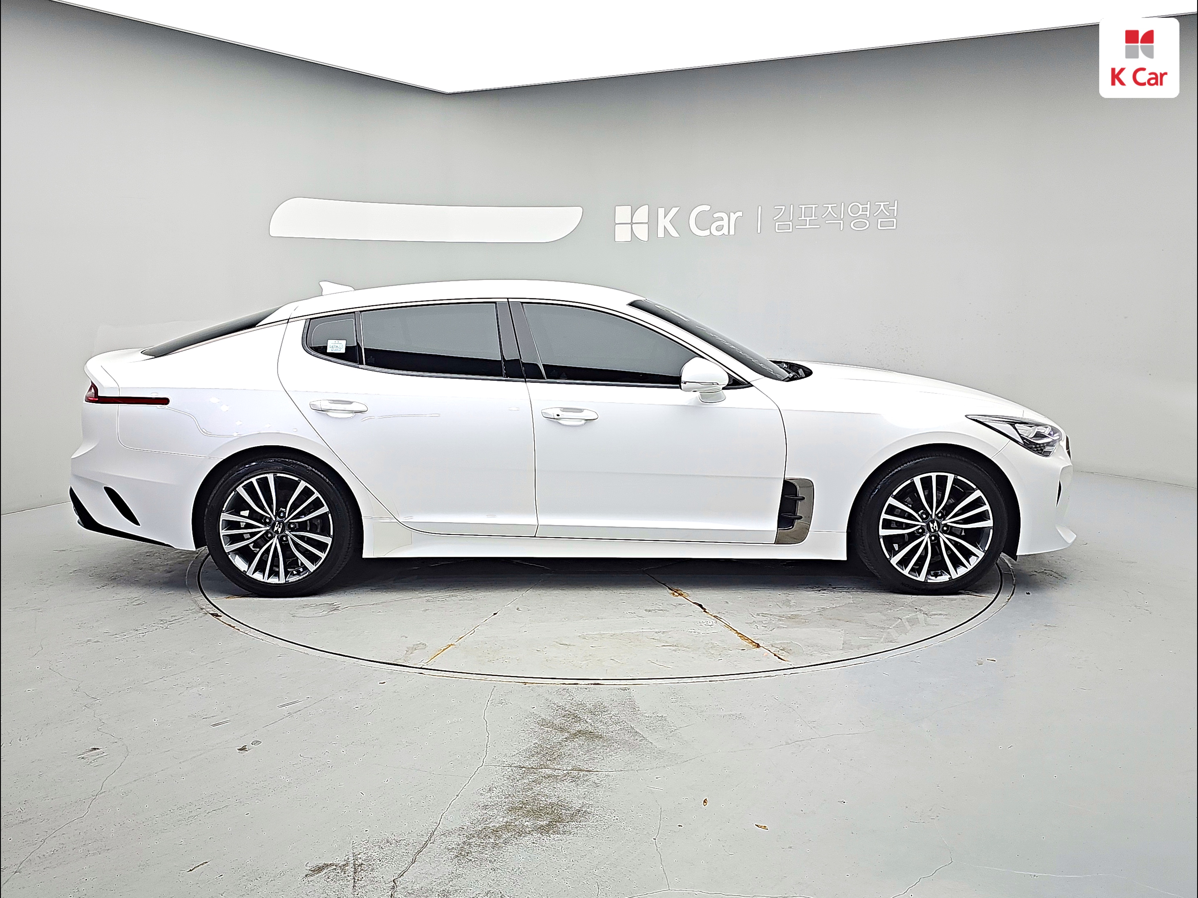 KIA Stinger 2.0 Turbo AWD