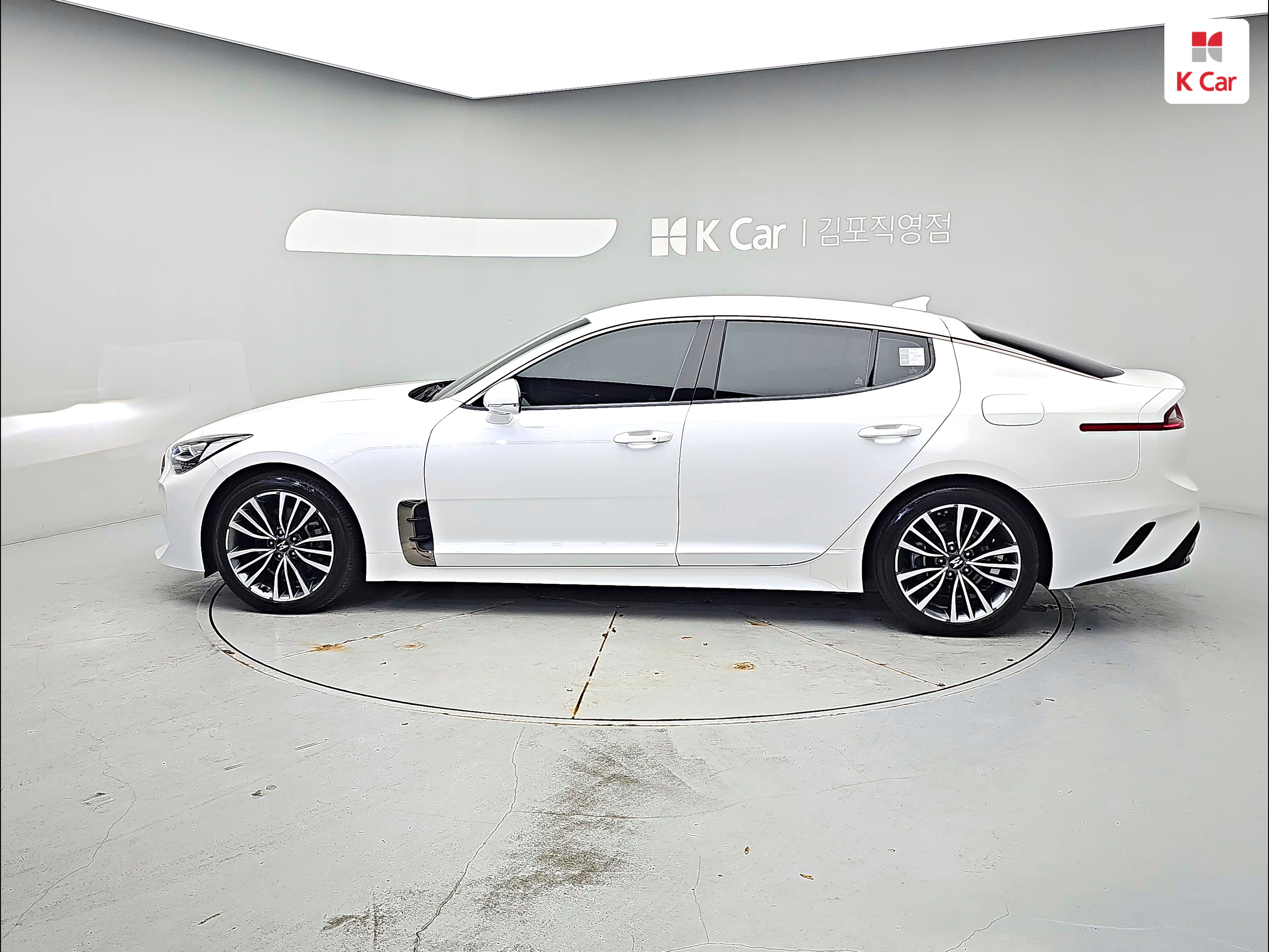 KIA Stinger 2.0 Turbo AWD
