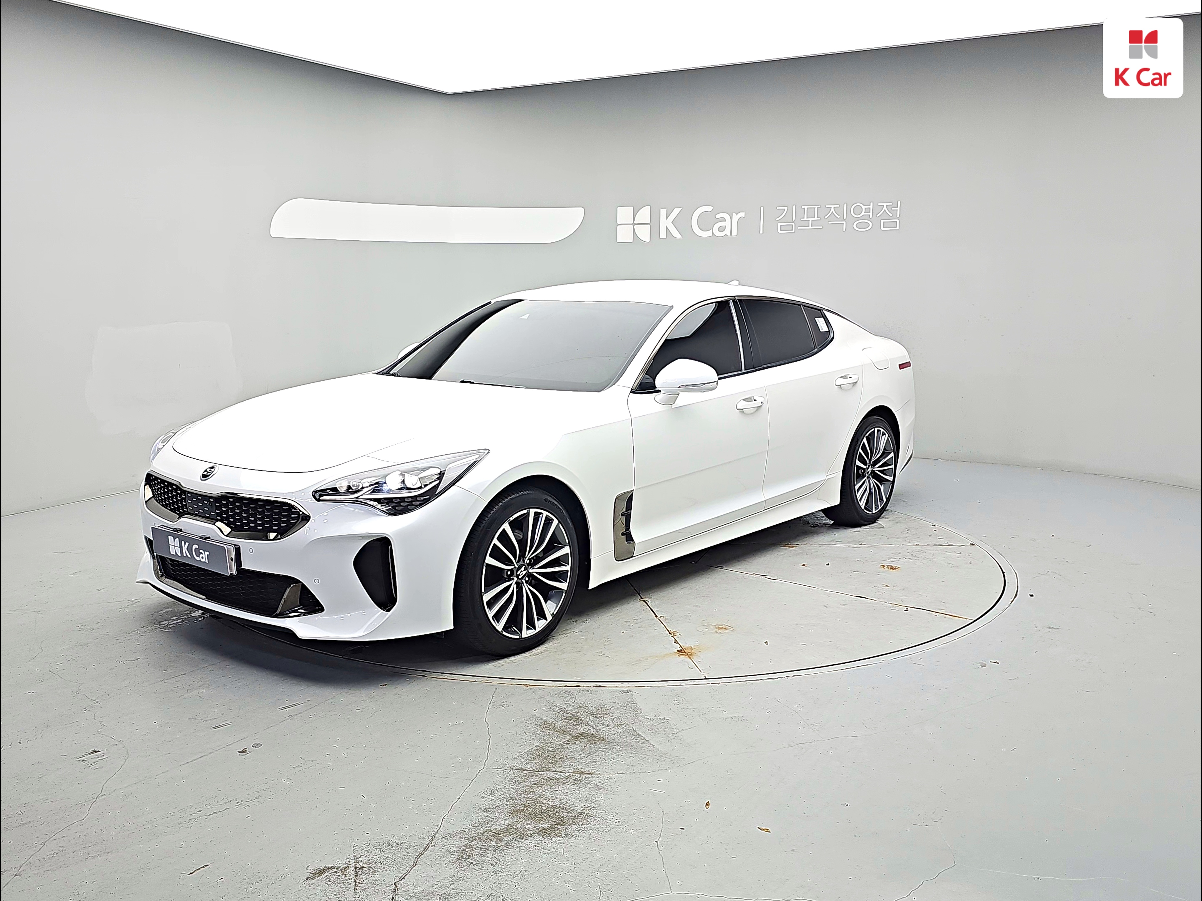 KIA Stinger 2.0 Turbo AWD