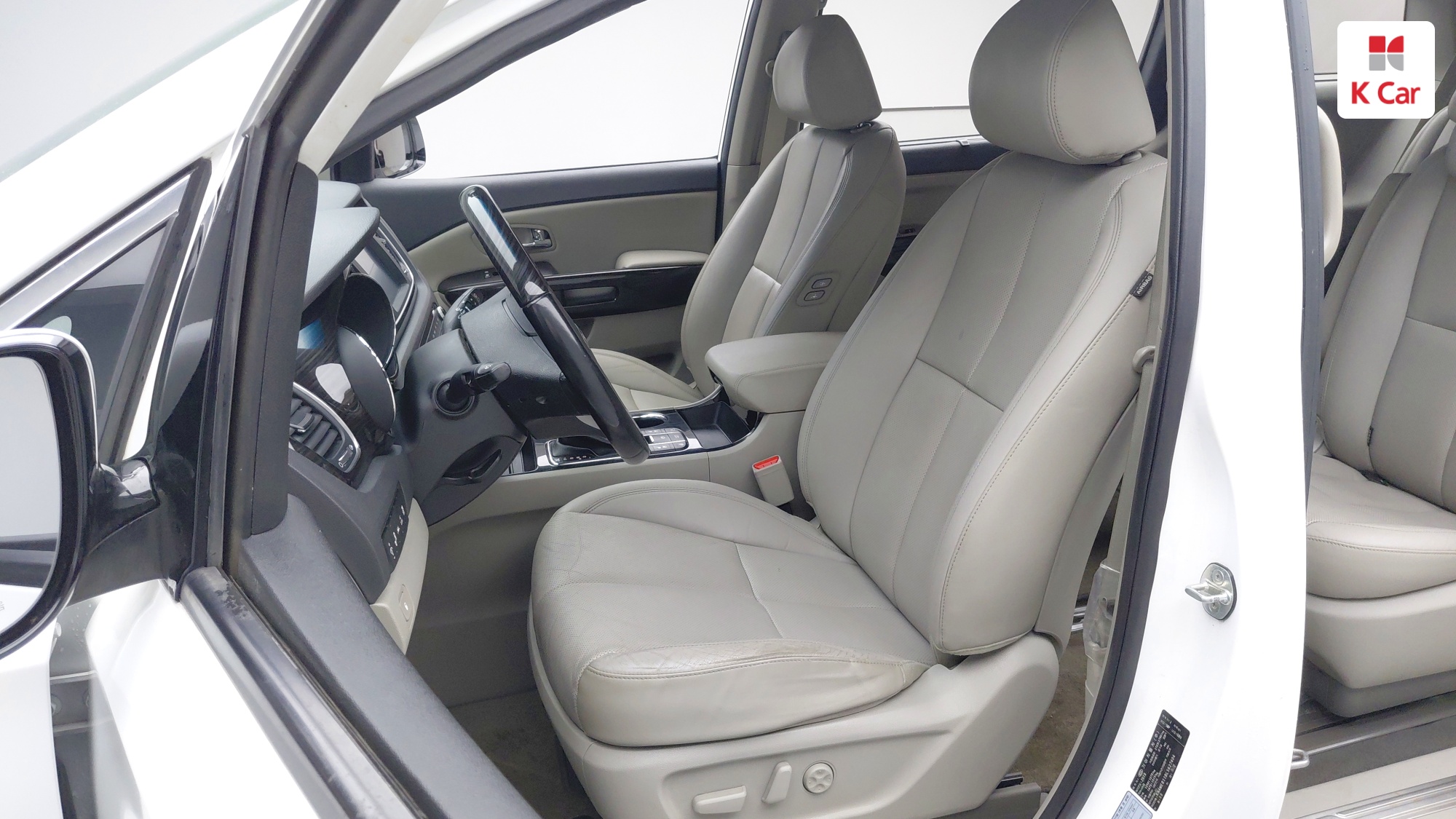 Kia Carnival бензин 9 мест, миниатюра 4