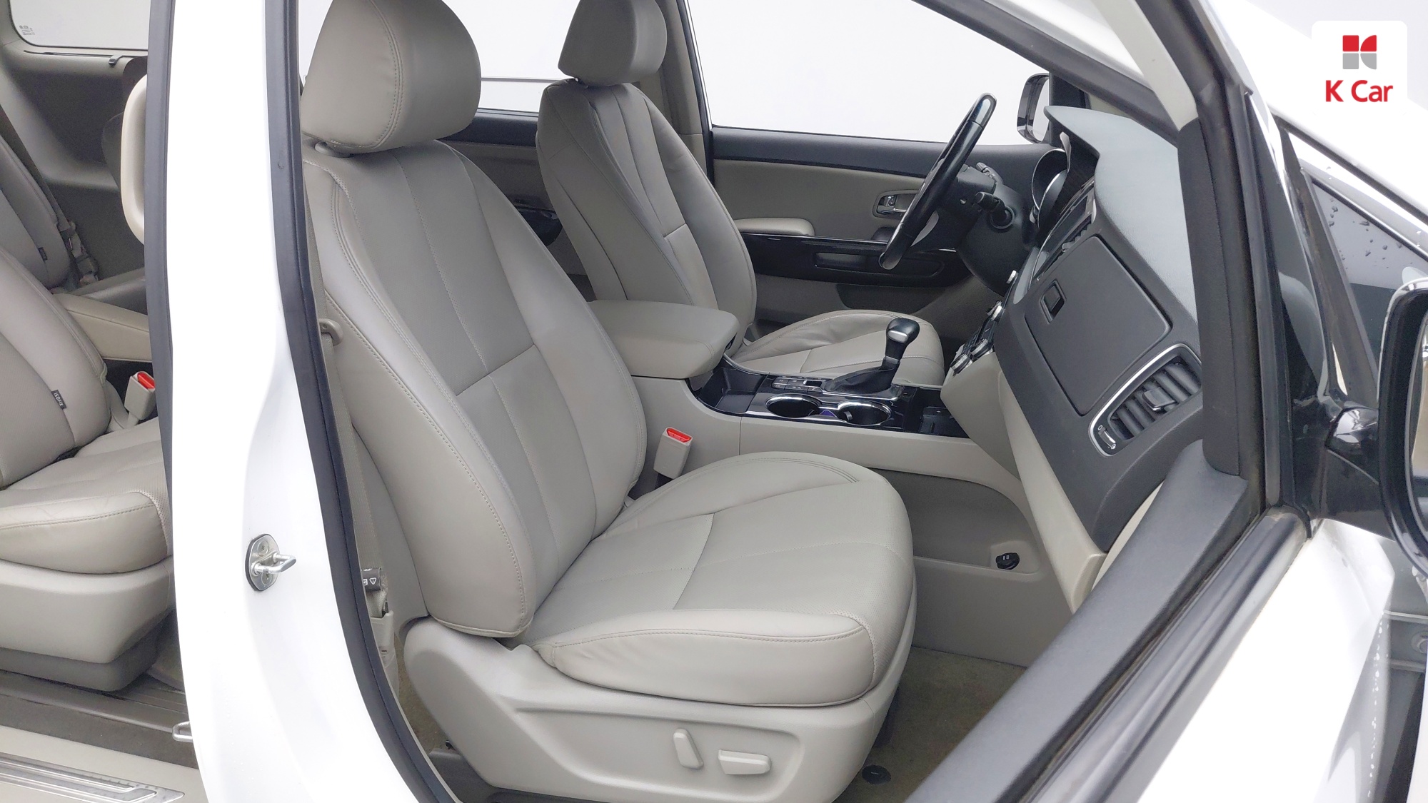 Kia Carnival бензин 9 мест, миниатюра 5