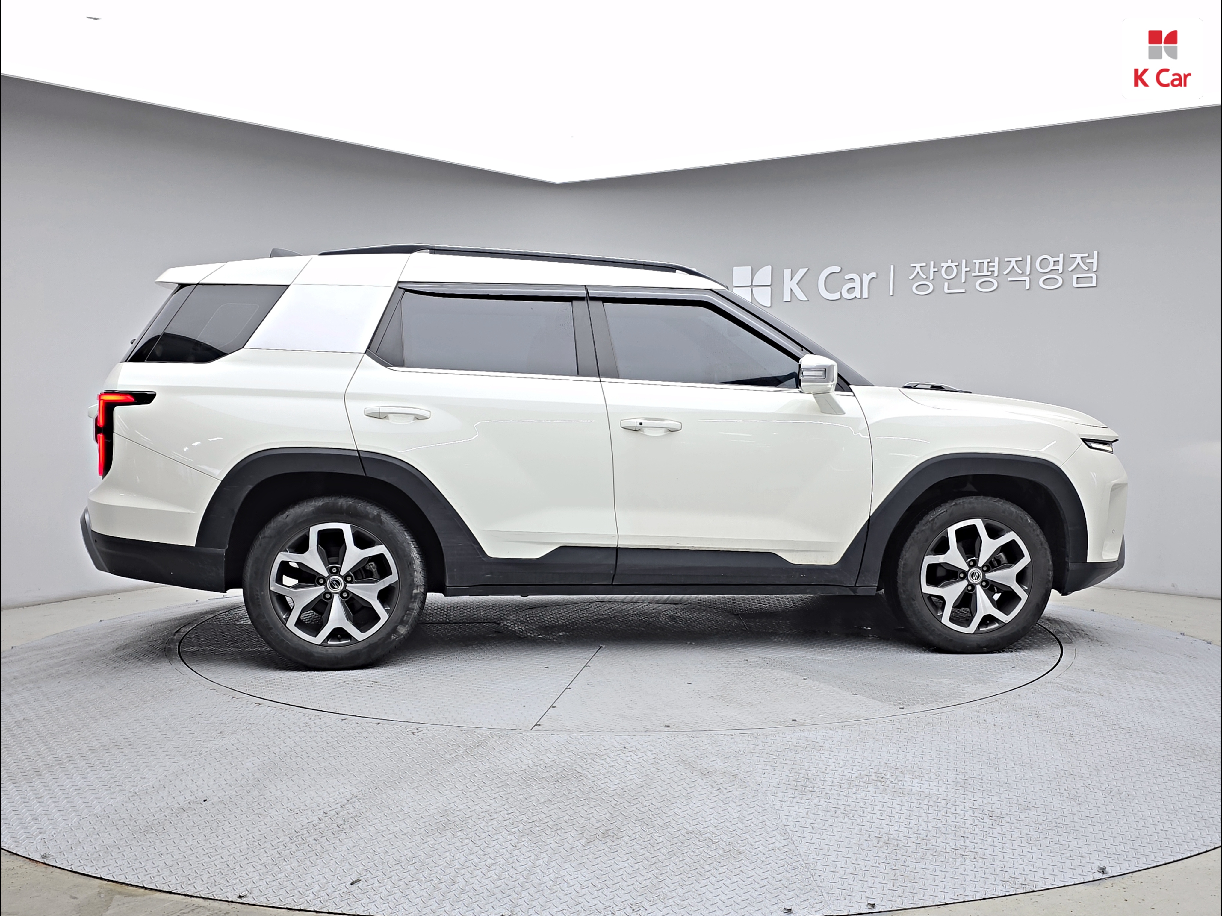 KG MOBILITY(SSANGYONG) Torres 1.5 GDI-T 2WD