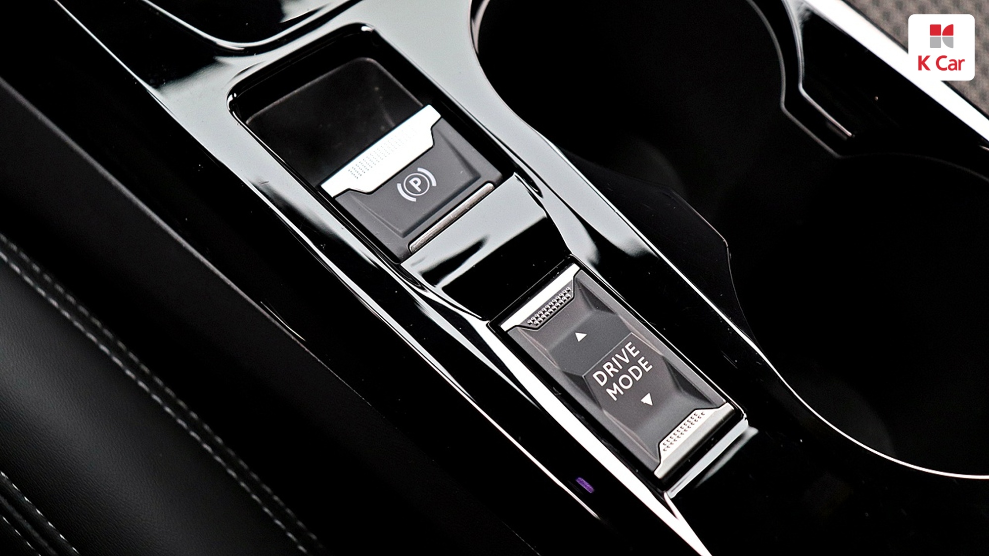 Peugeot E-2008 GT, миниатюра 29
