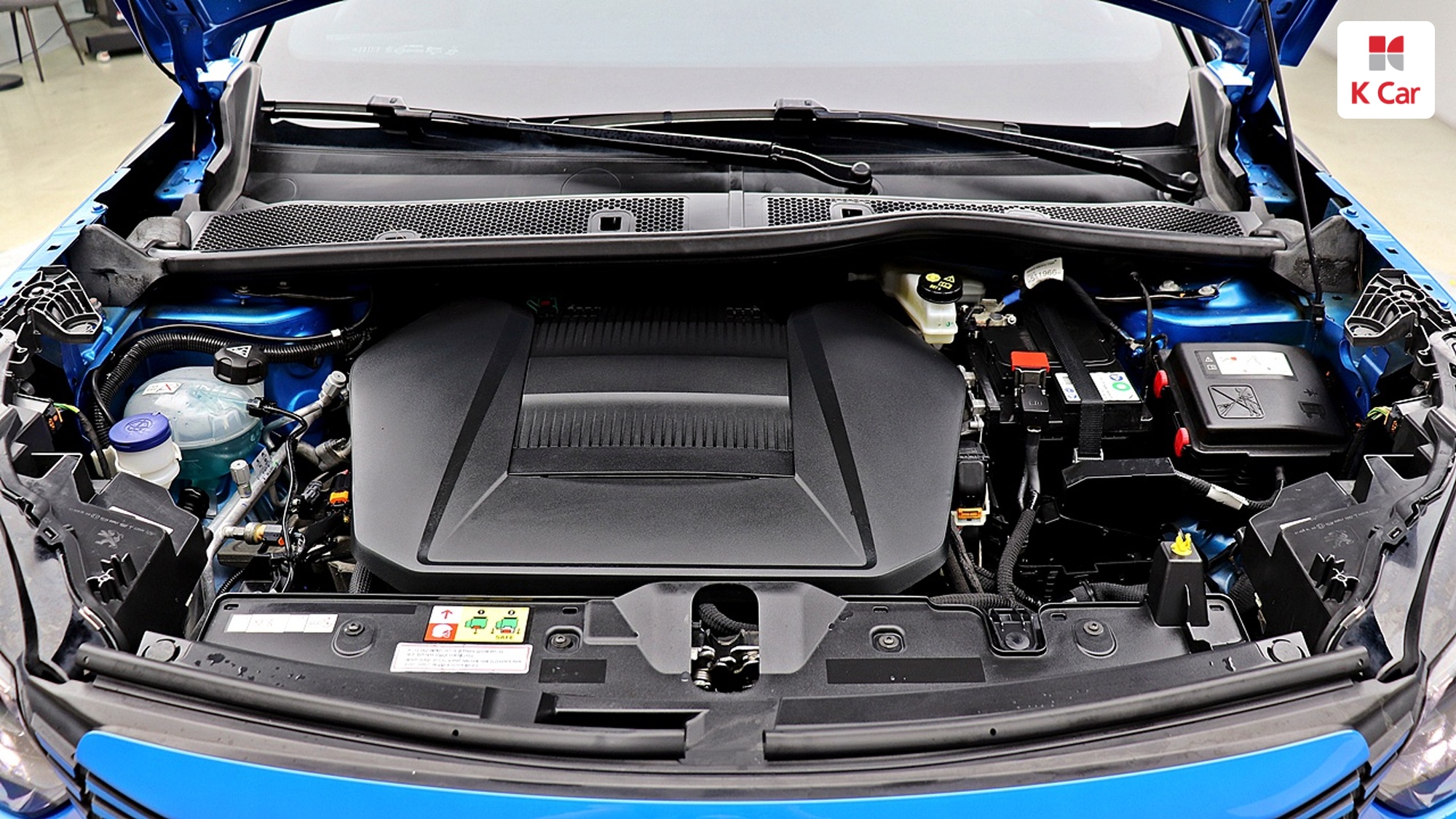 Peugeot E-2008 GT, миниатюра 8