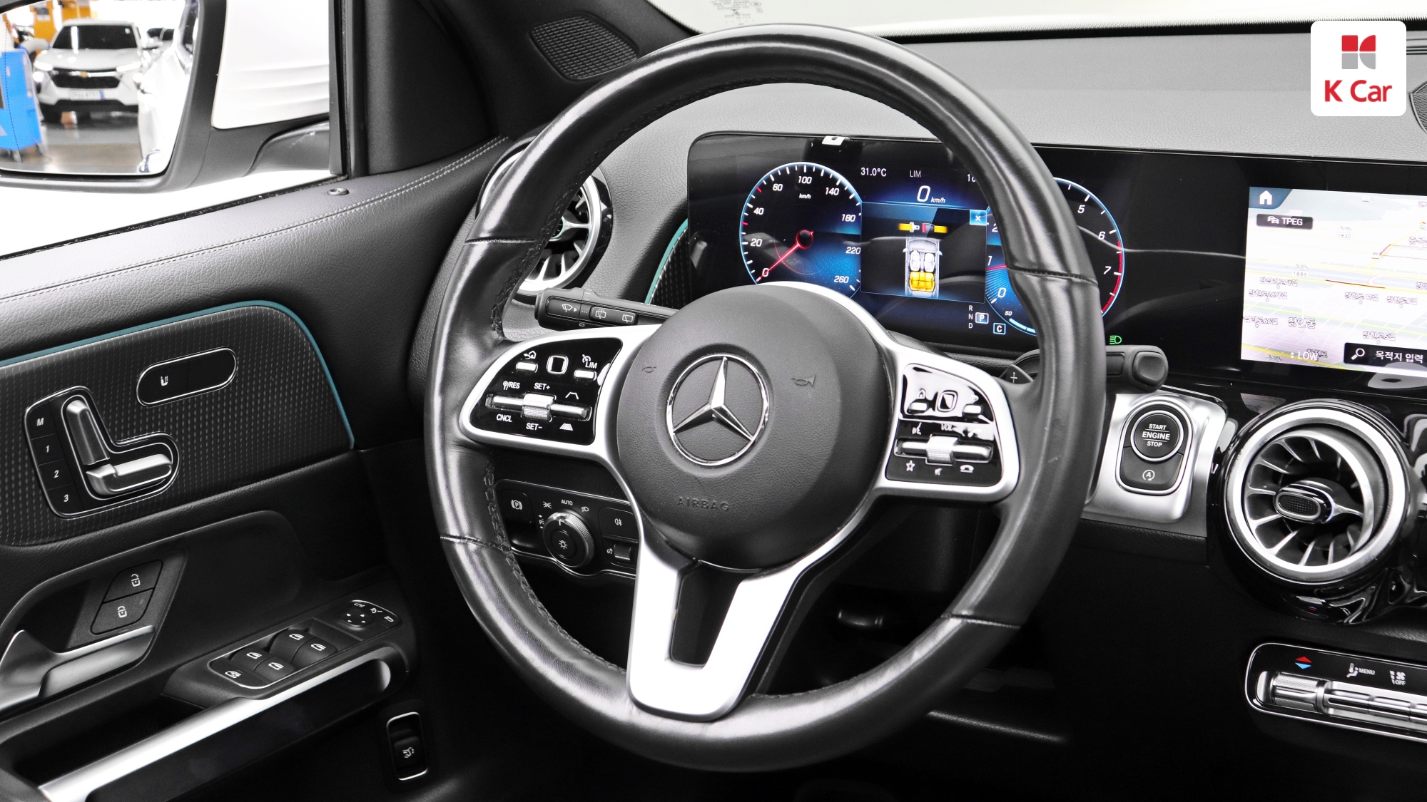Mercedes-Benz GLB GLB220, миниатюра 11