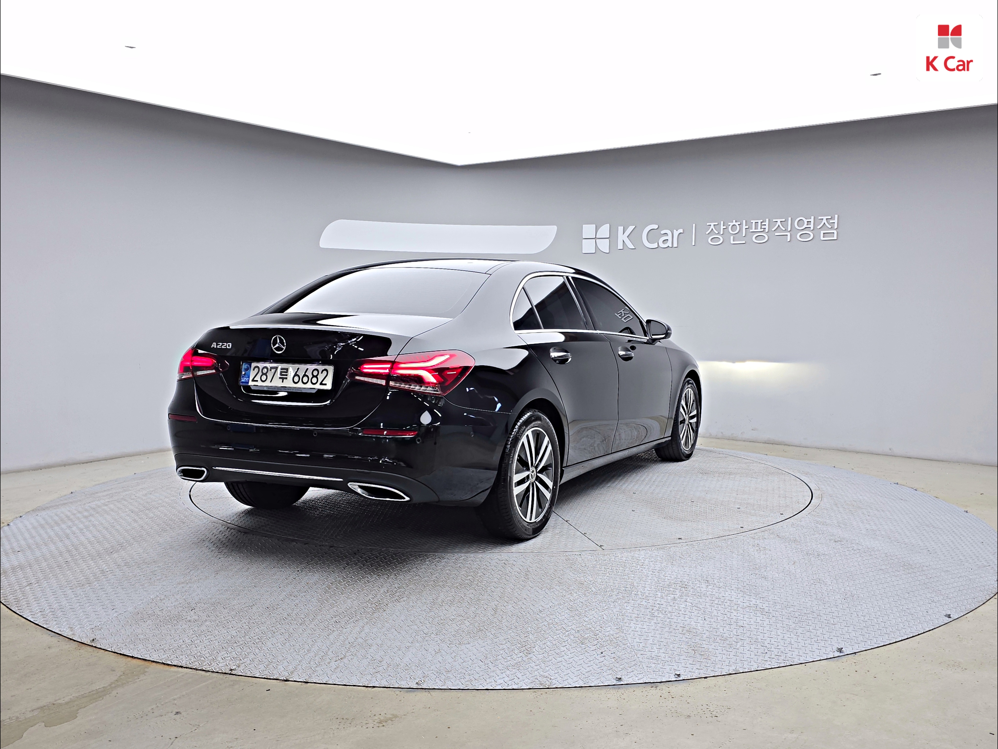 BENZ A-Class (4th Generation) A220 Sedan