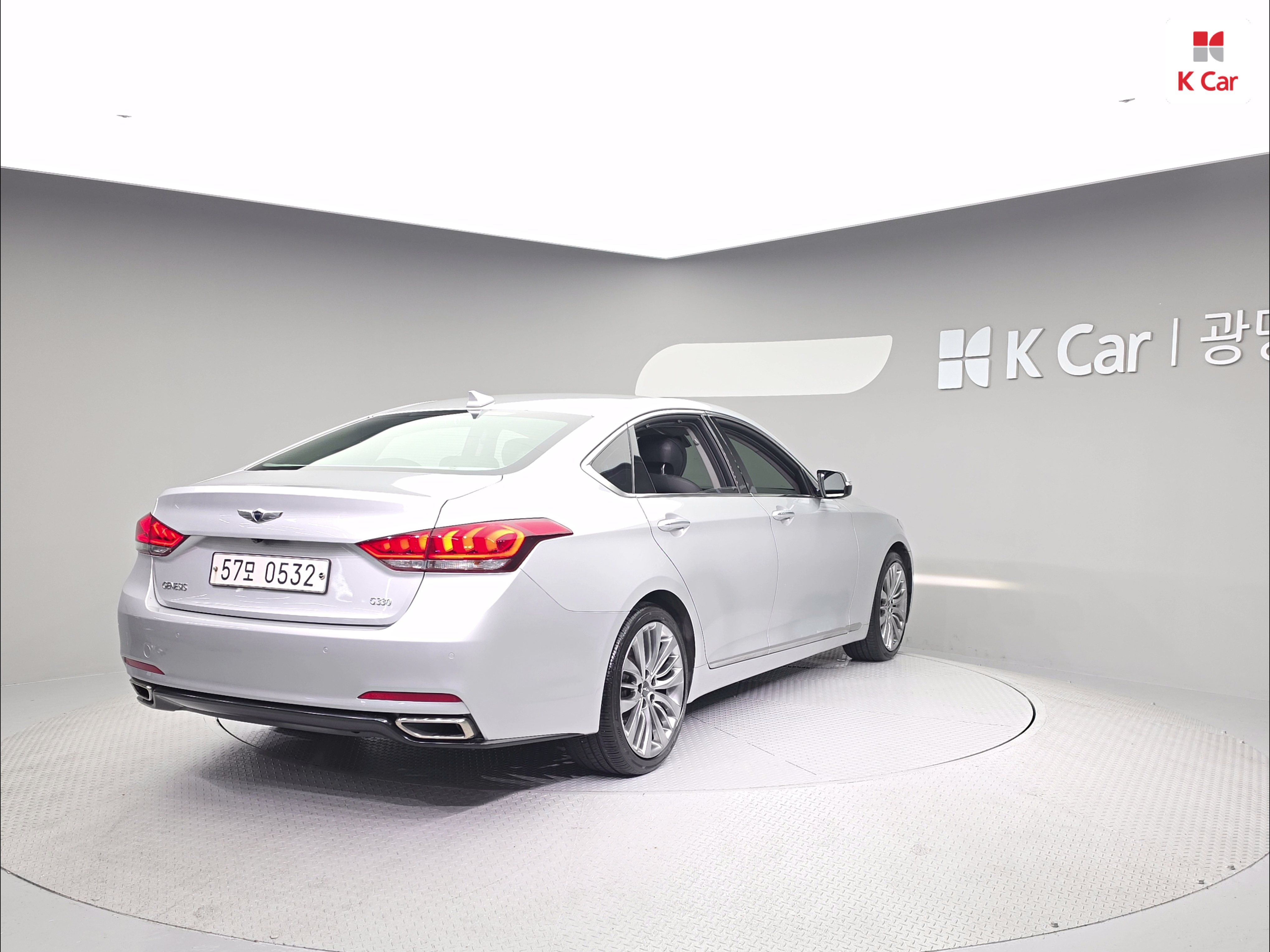 HYUNDAI Genesis DH G330