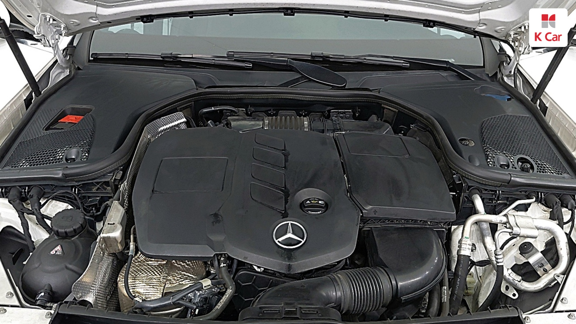 Mercedes-Benz E-Class E220d 4MATIC, миниатюра 2