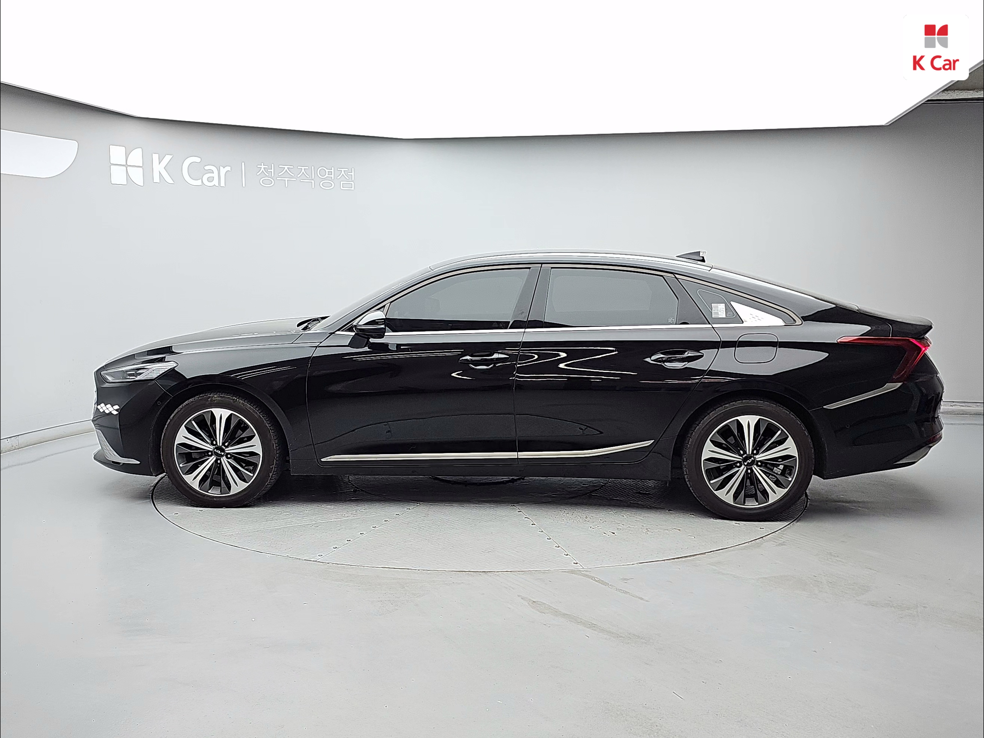 KIA K8 Hybrid HEV