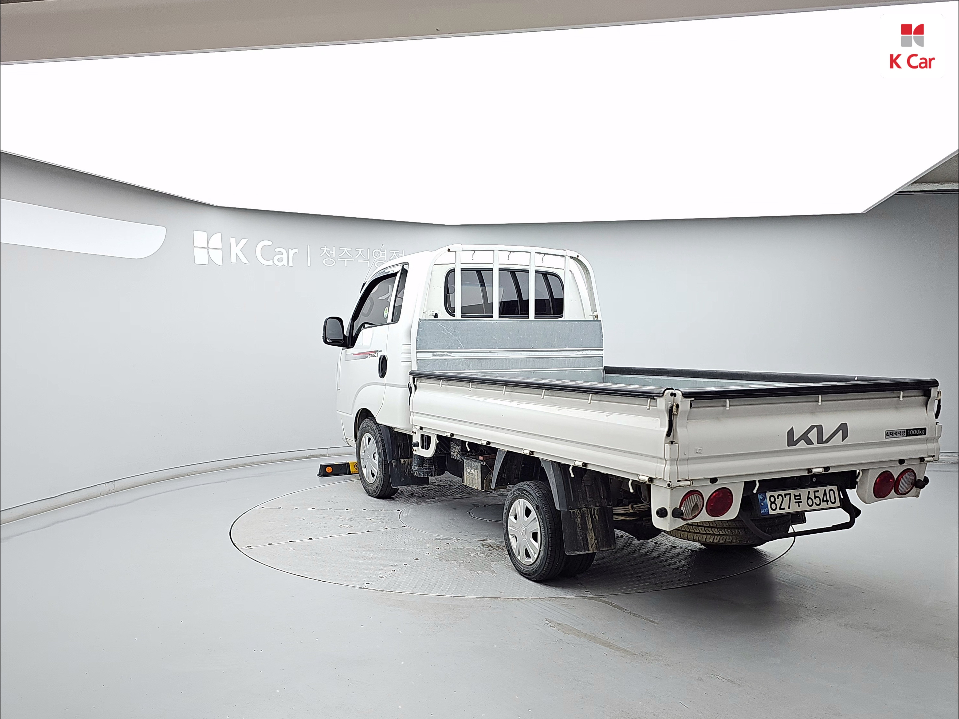 기아 더 뉴 봉고III 트럭 LPi 카고 1톤 2WD 초장축 킹캡 GL
