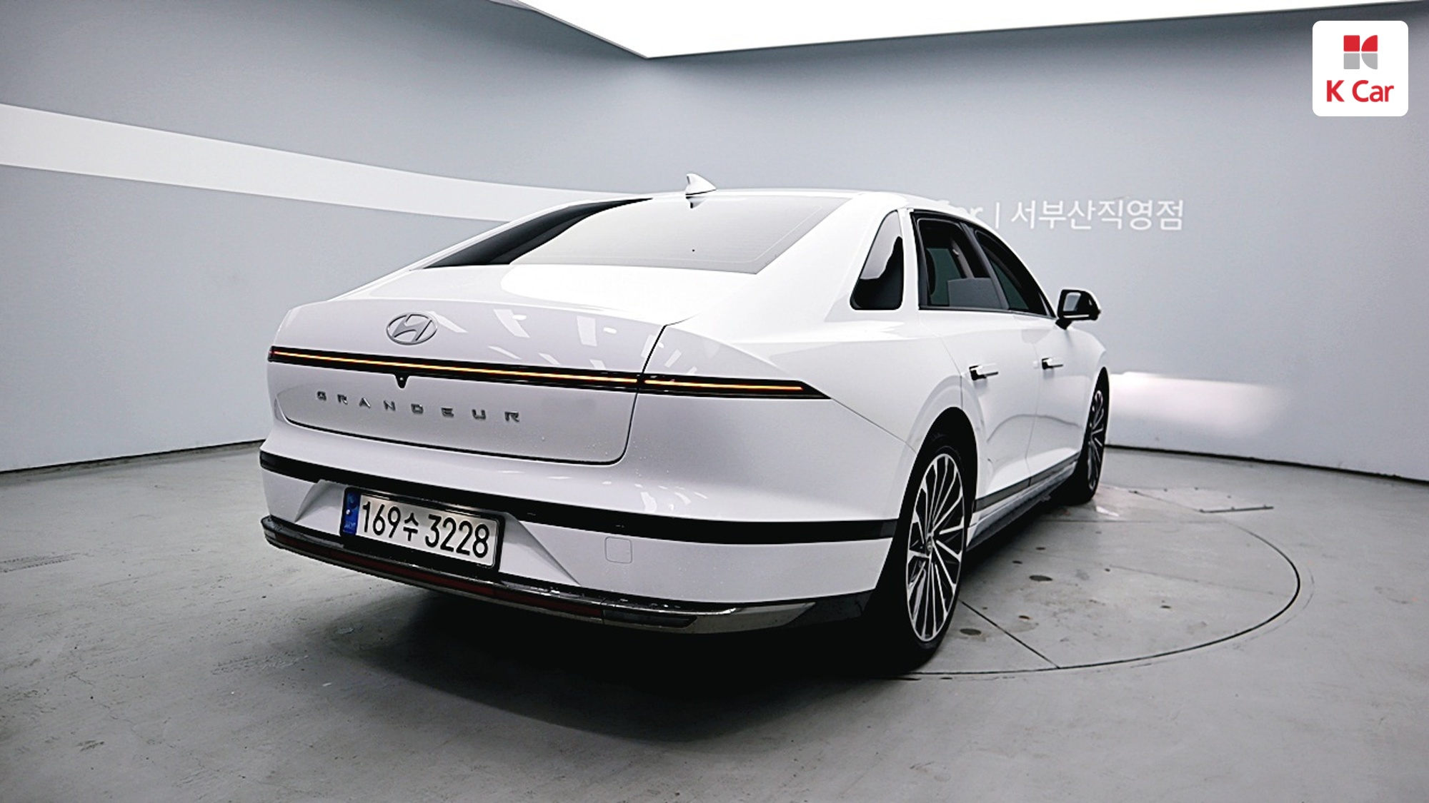 Hyundai Grandeur бензин Turbo 1.6 гибрид Calligraphy, миниатюра 13