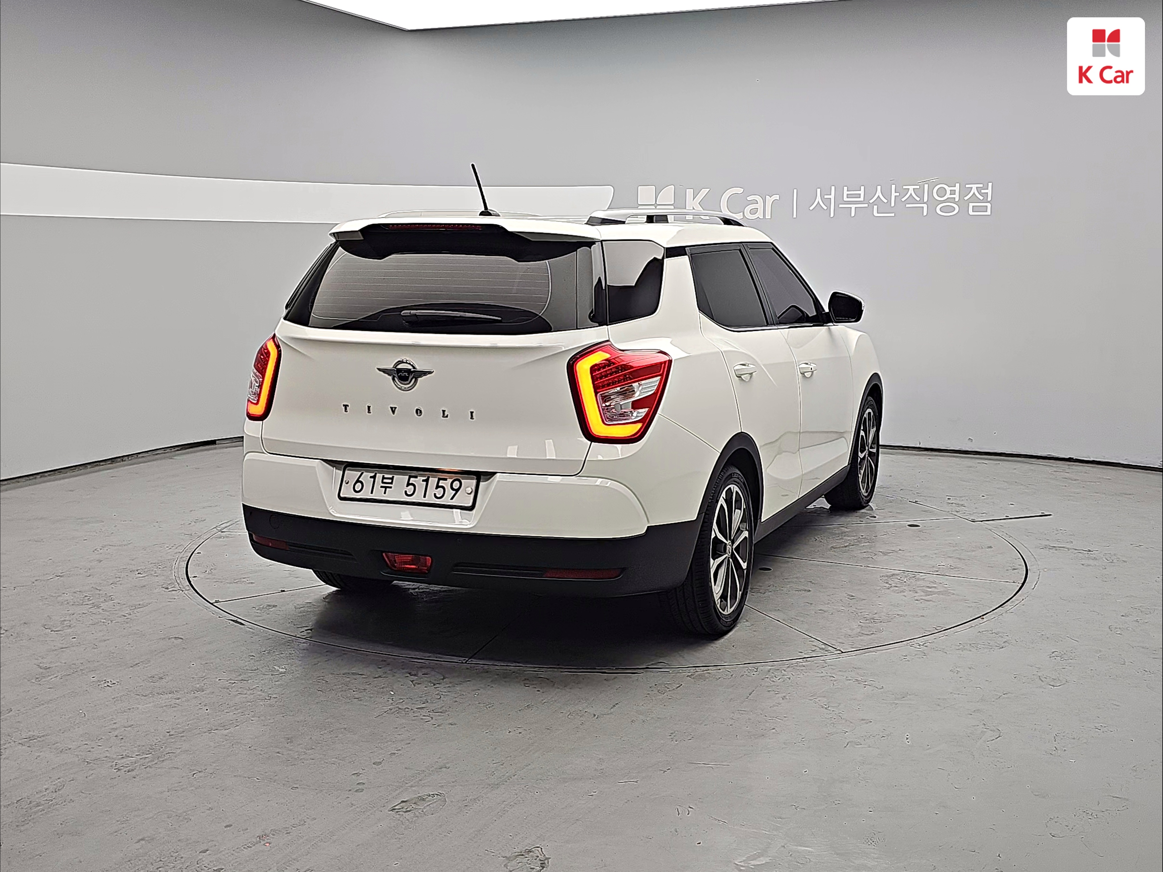 KGM 티볼리 에어 가솔린 1.6 RX 2WD