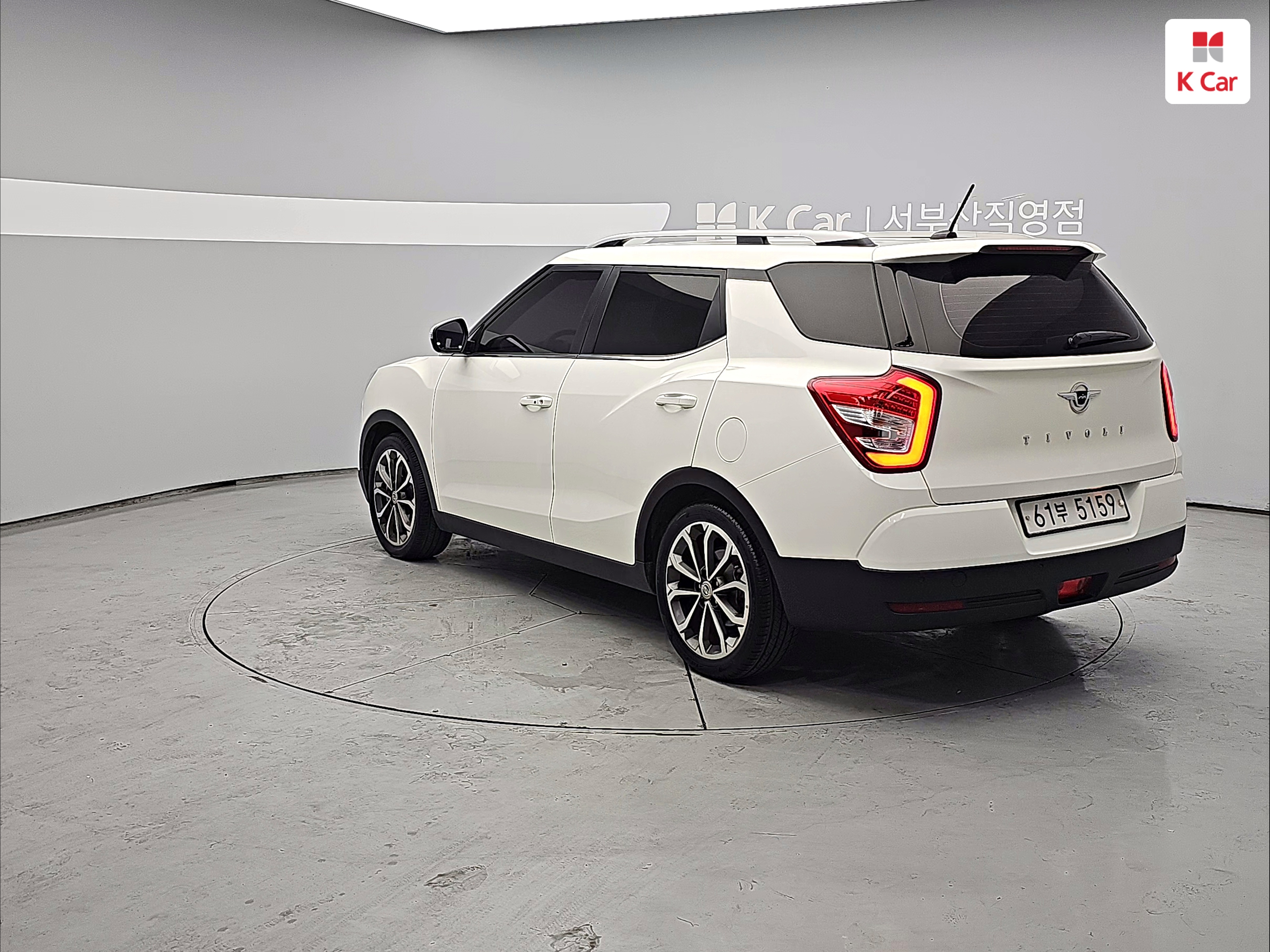 KGM 티볼리 에어 가솔린 1.6 RX 2WD