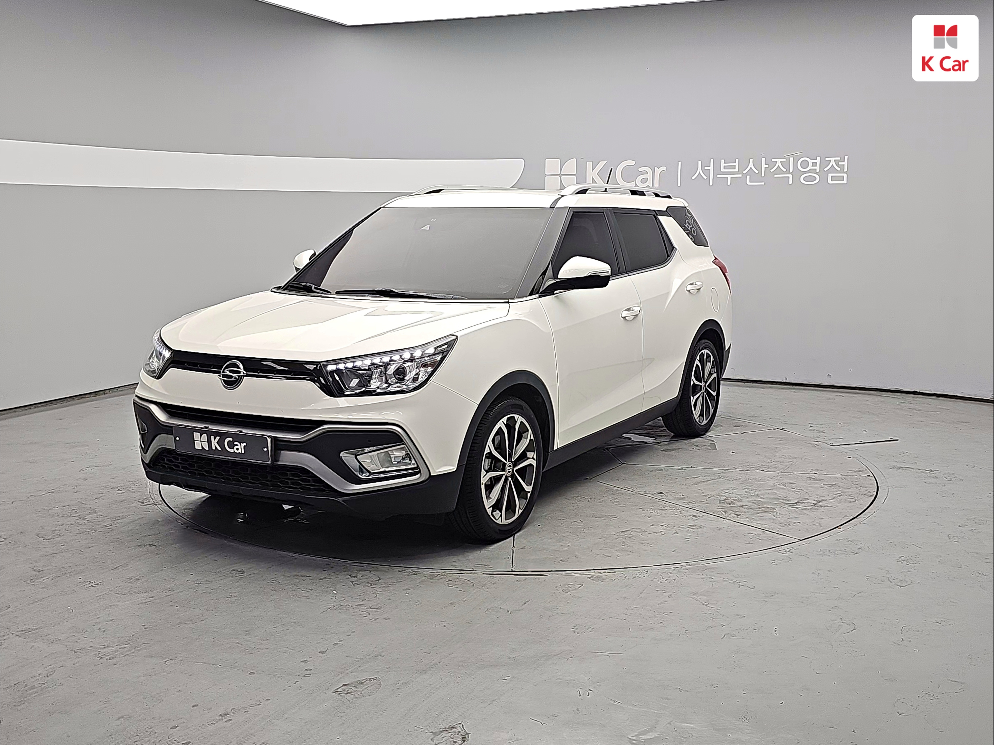 KGM 티볼리 에어 가솔린 1.6 RX 2WD