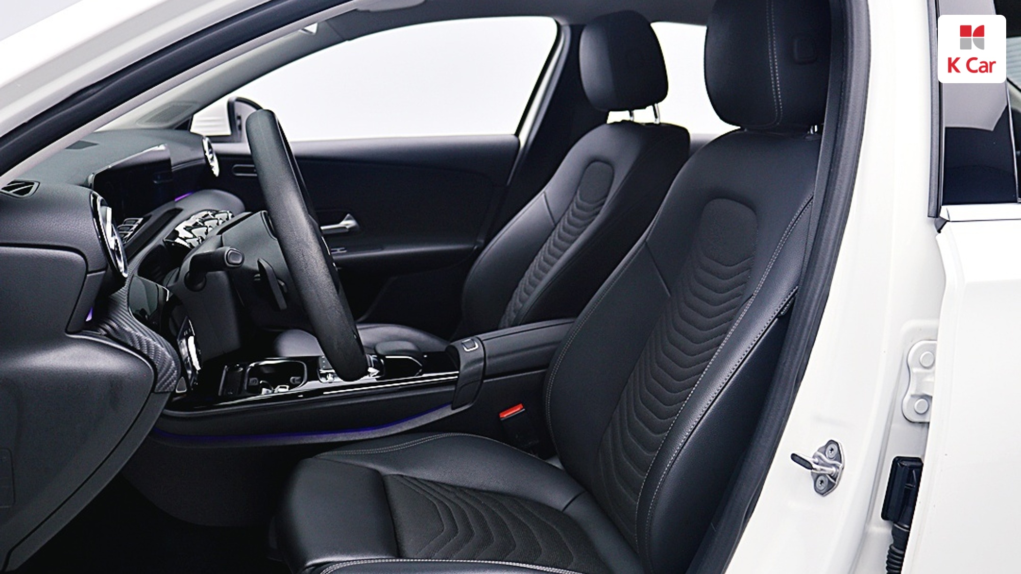Mercedes-Benz A-Class бензин 4WD A250 4MATIC, миниатюра 16