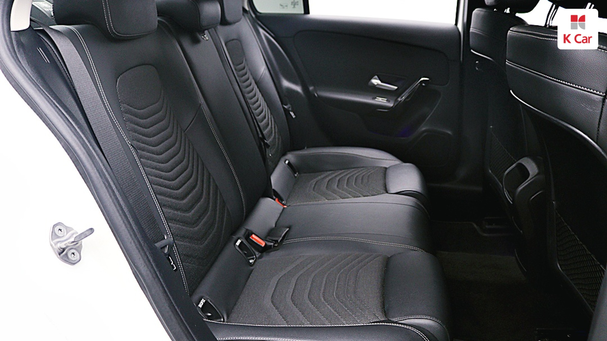 Mercedes-Benz A-Class бензин 4WD A250 4MATIC, миниатюра 19