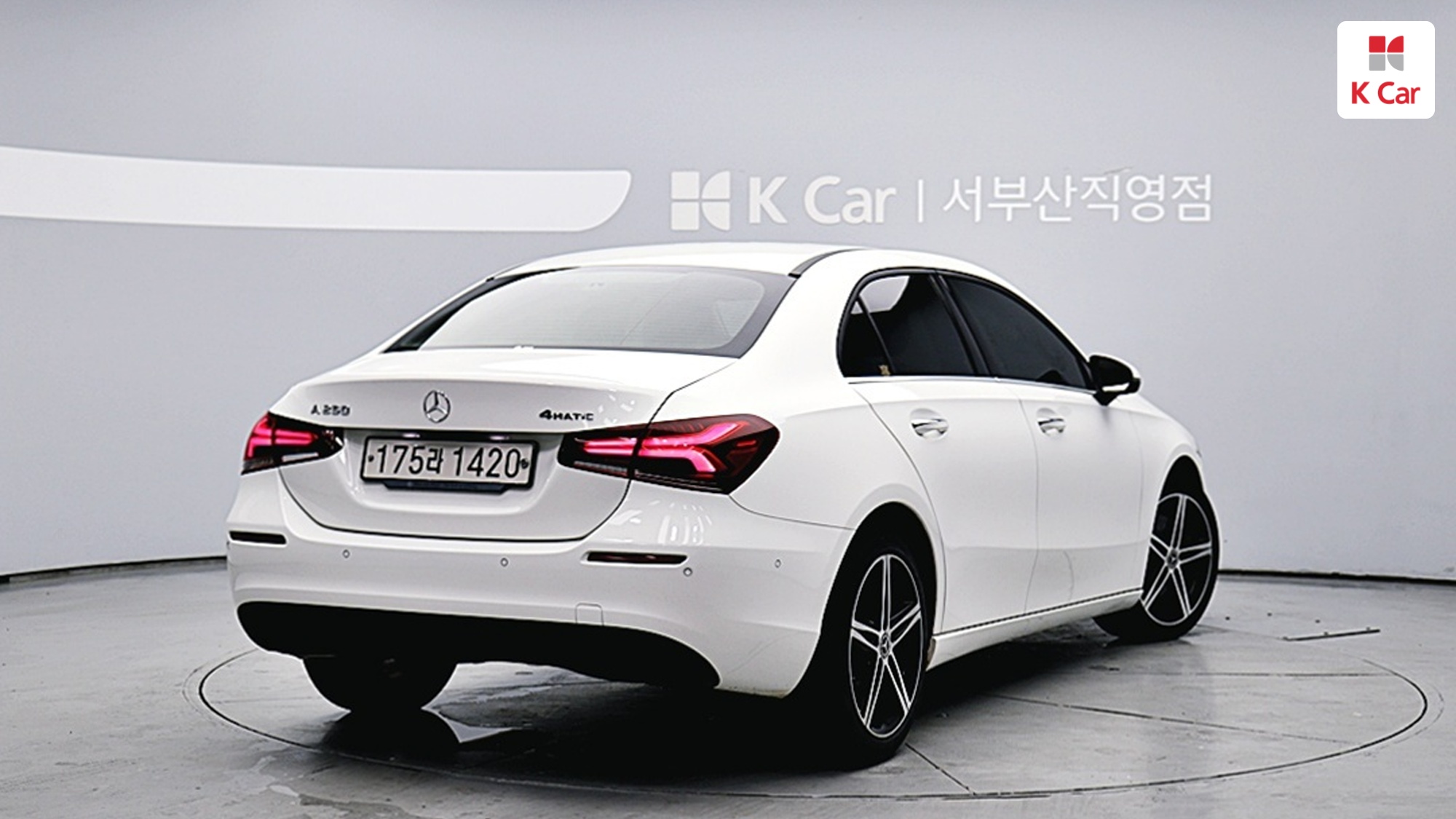 Mercedes-Benz A-Class бензин 4WD A250 4MATIC, миниатюра 3