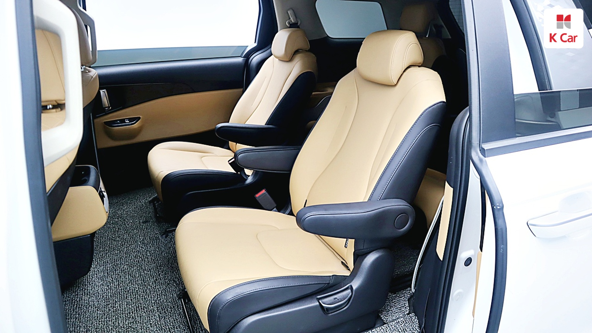 Kia Carnival дизель 2.2 (9 мест) Prestige, миниатюра 18
