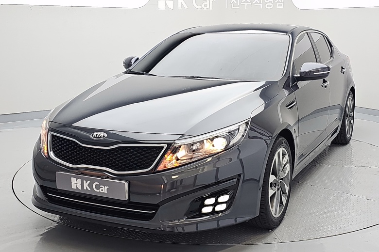 Kia K5 Luxury Trendy