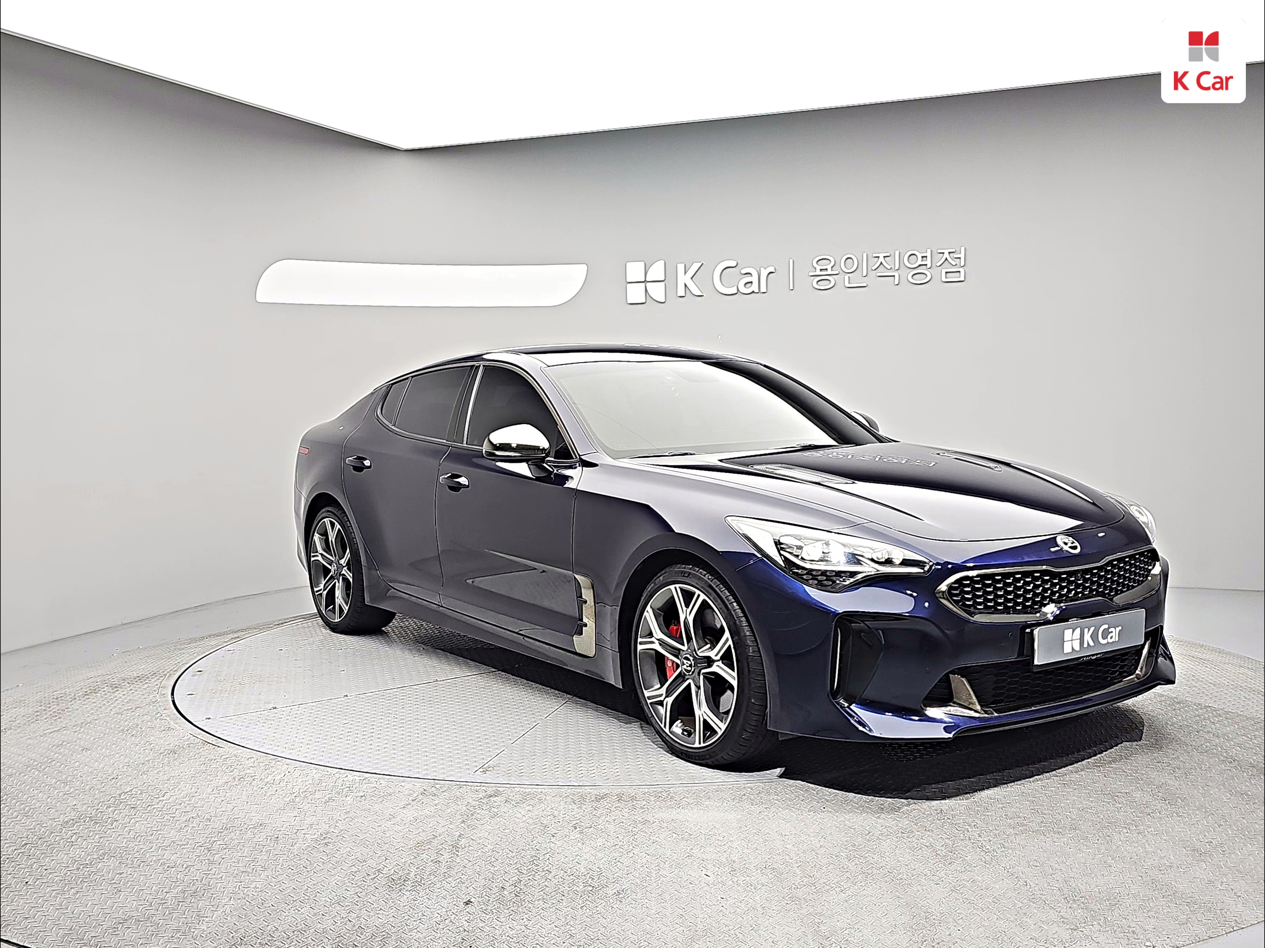 KIA Stinger 2.0 Turbo