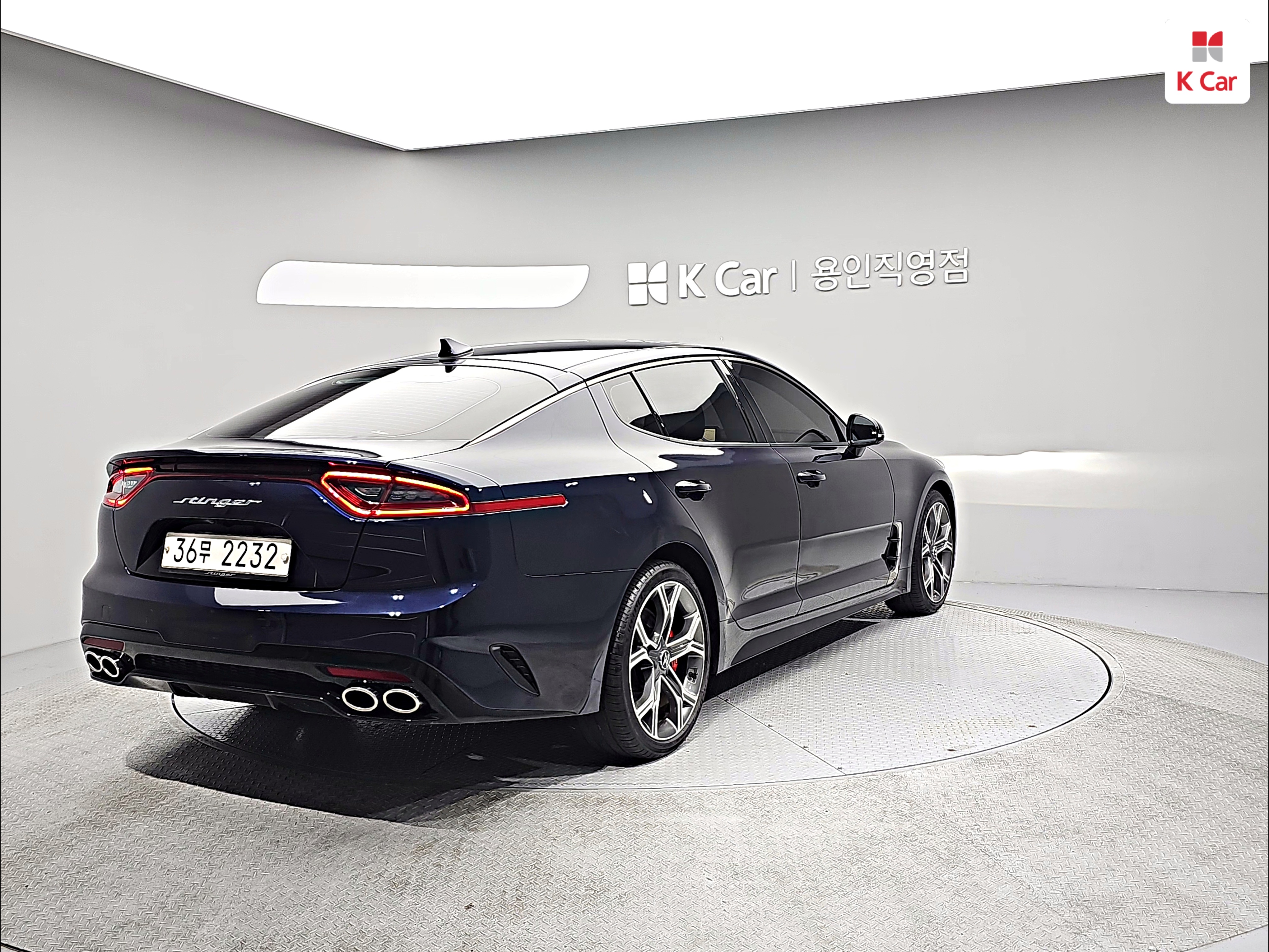 KIA Stinger 2.0 Turbo