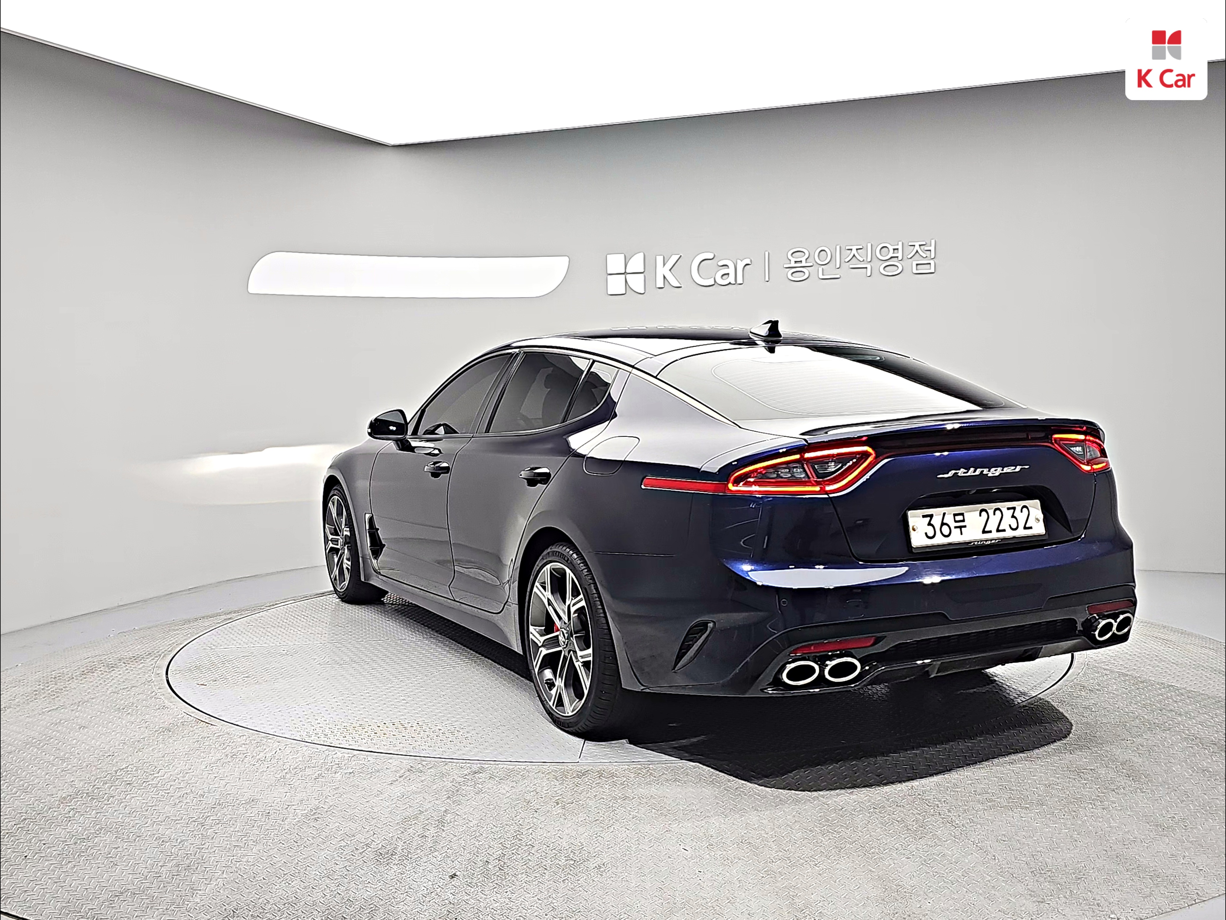 KIA Stinger 2.0 Turbo