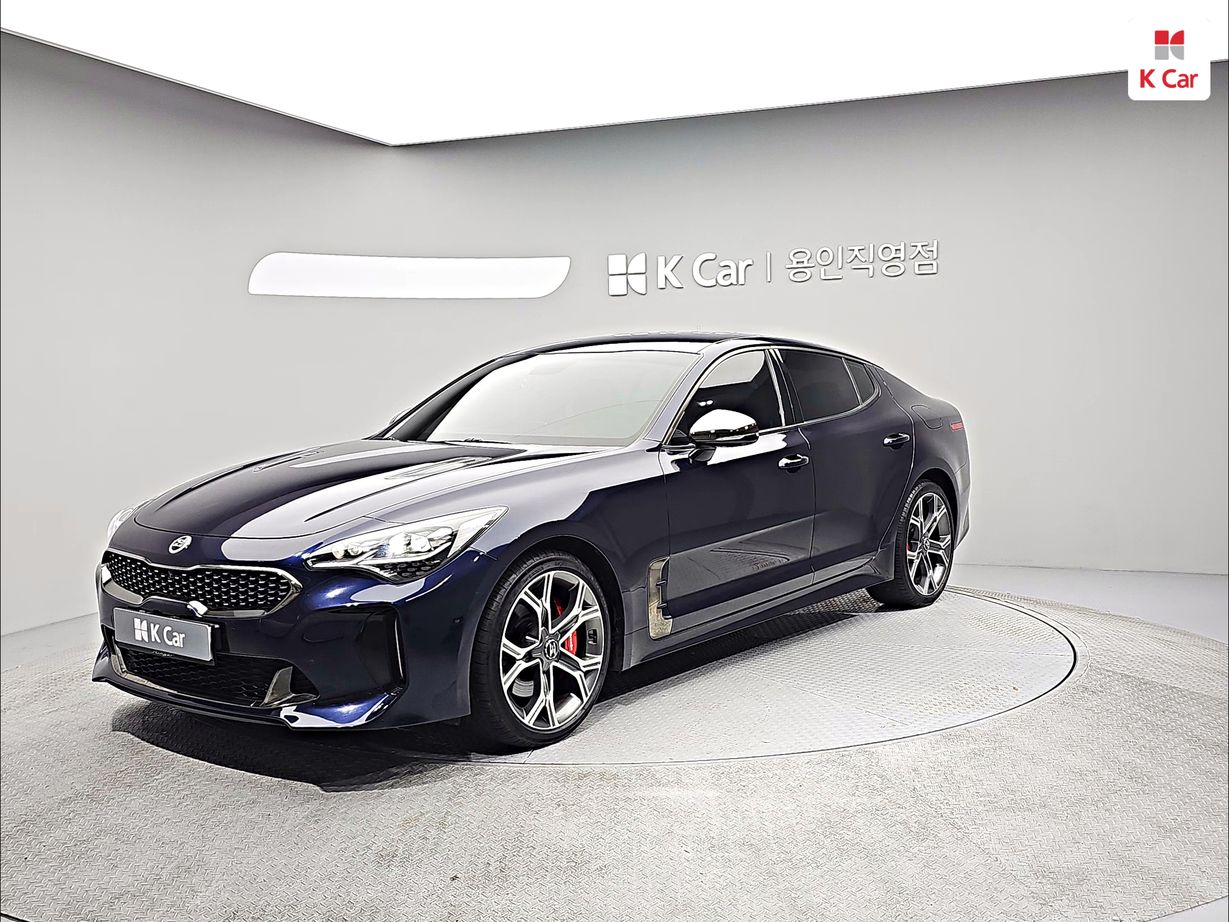 KIA Stinger 2.0 Turbo