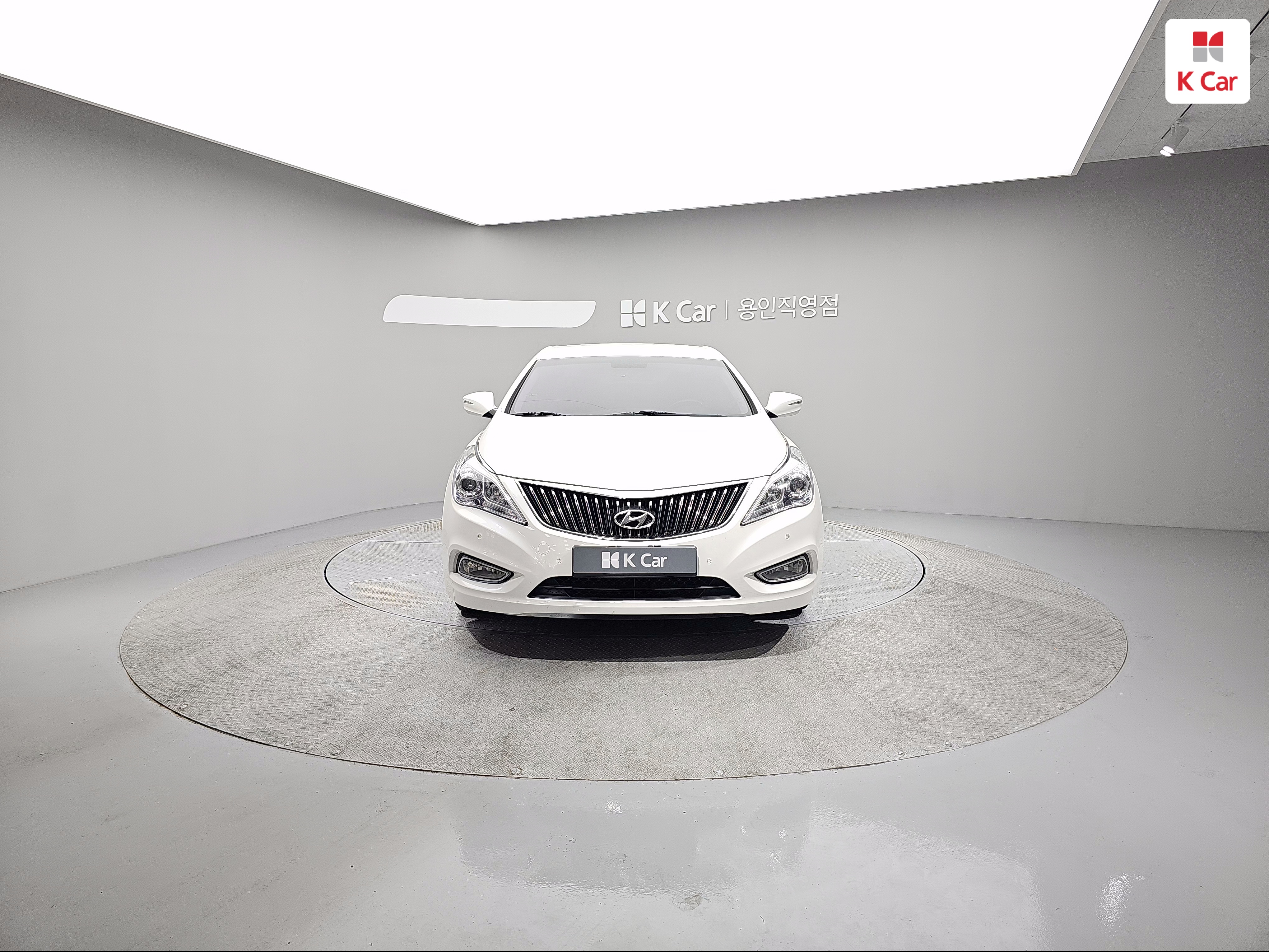 HYUNDAI Grandeur HG HG 240