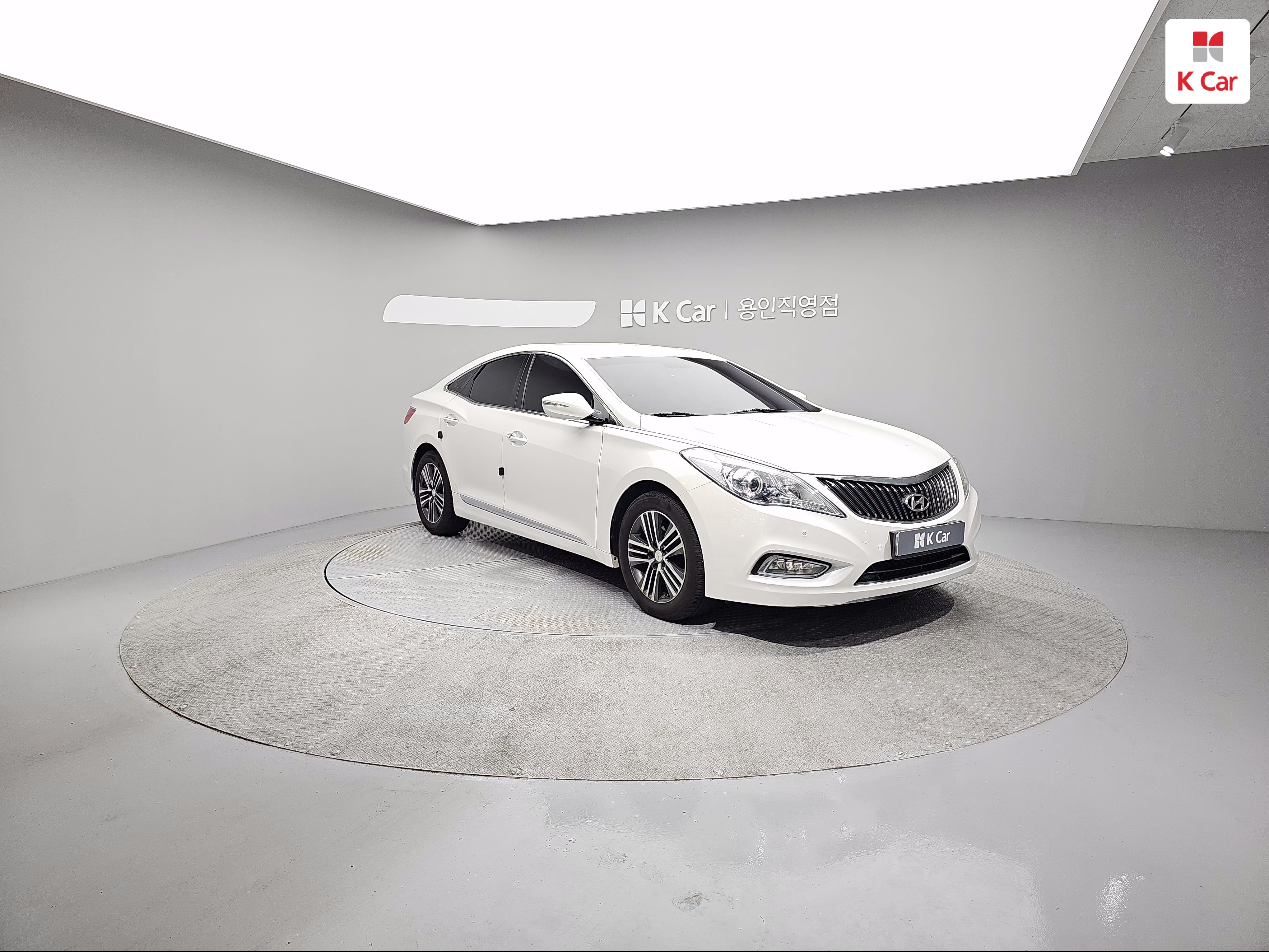 HYUNDAI Grandeur HG HG 240