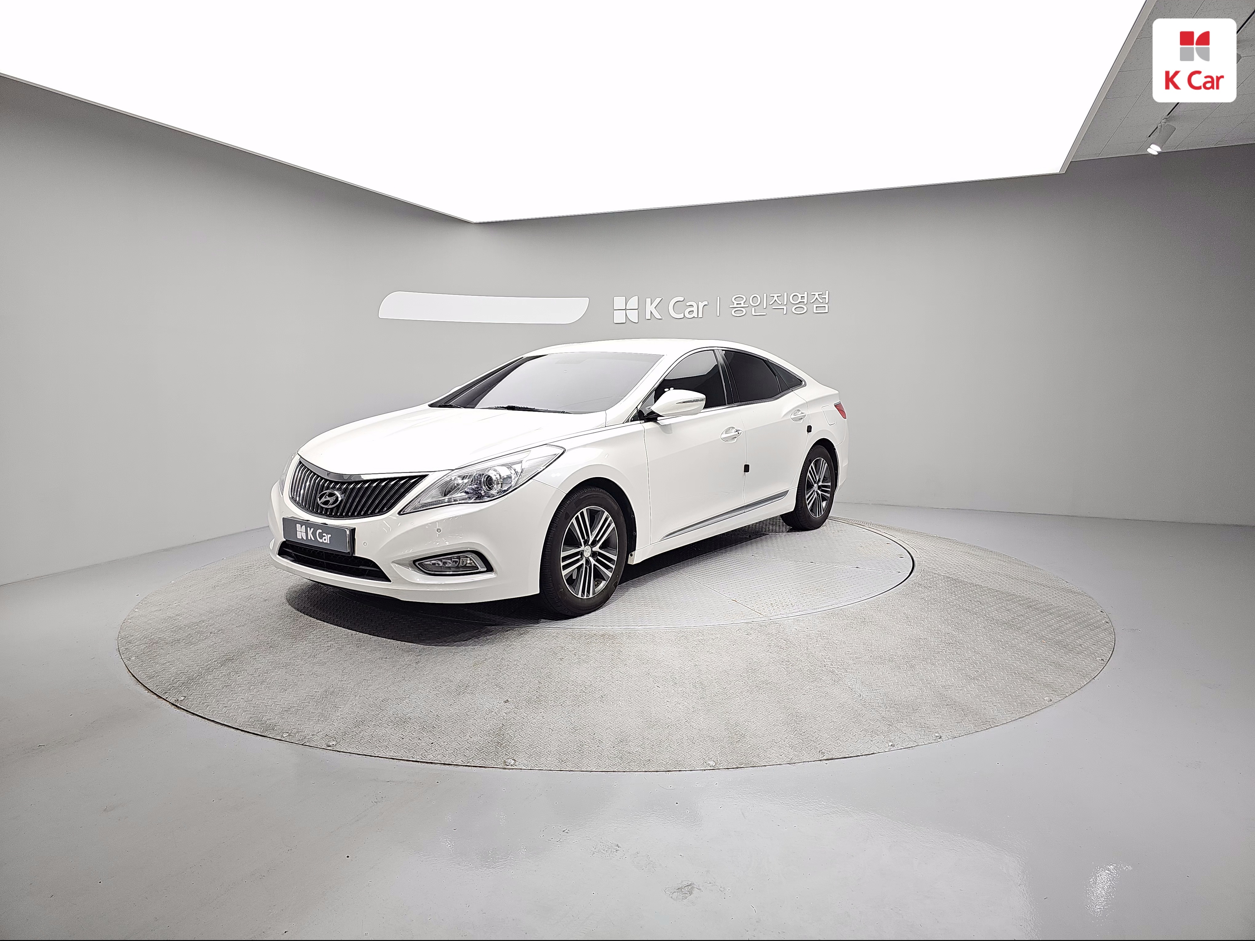 HYUNDAI Grandeur HG HG 240