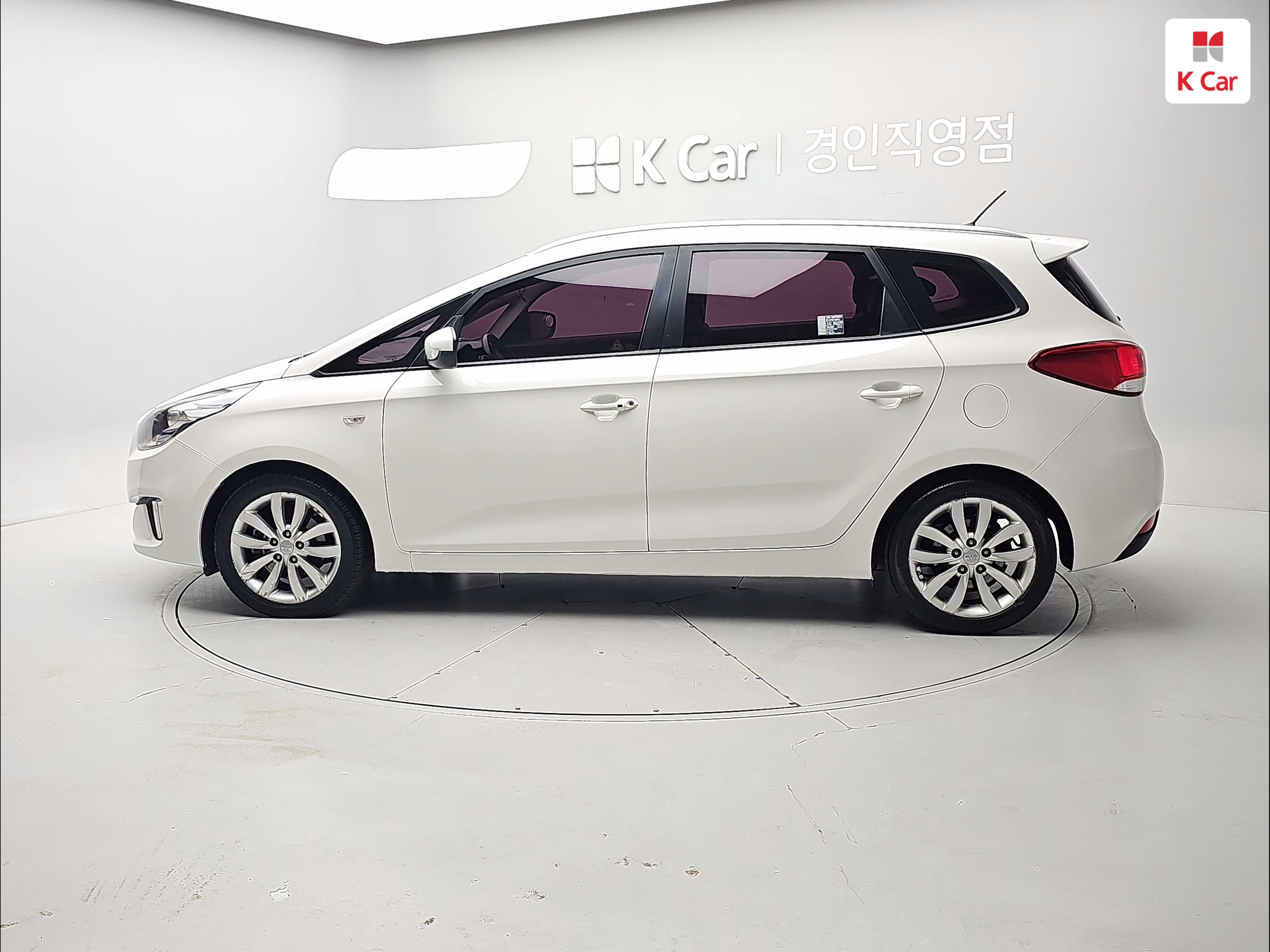 KIA All New Carens 2.0 LPI