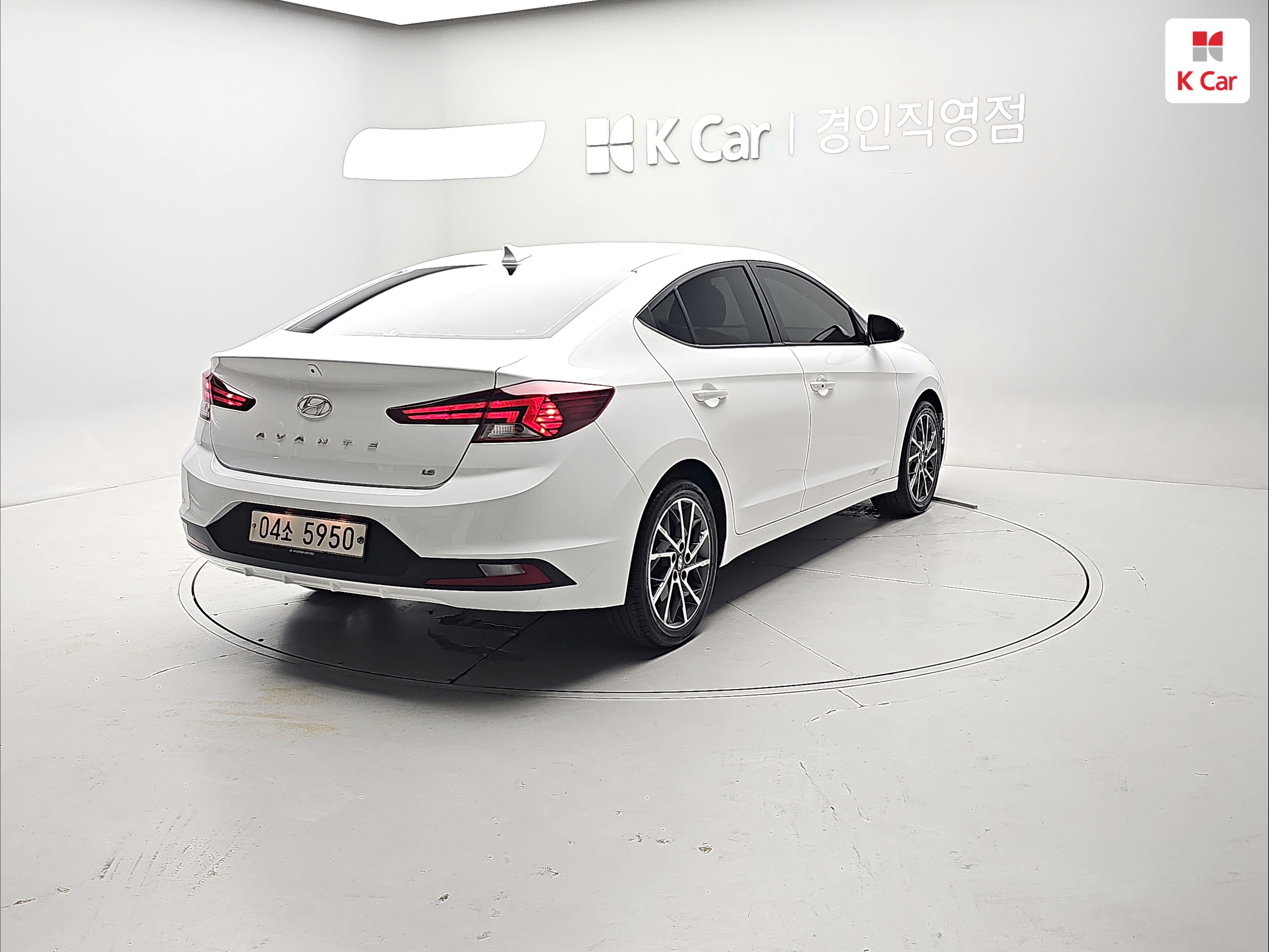 HYUNDAI The New Avante AD 1.6 Gasoline