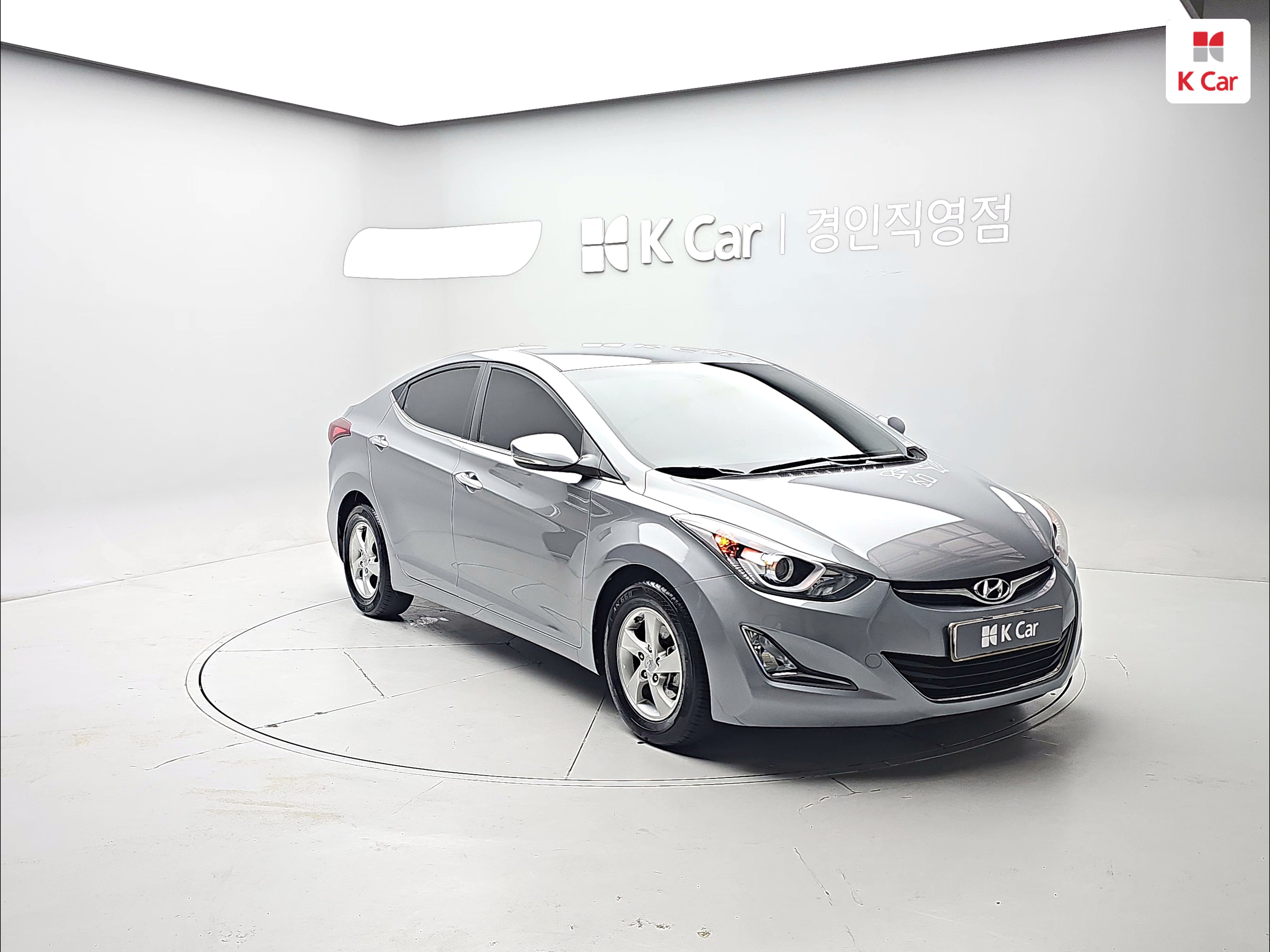 HYUNDAI The New Avante MD 1.6 GDI