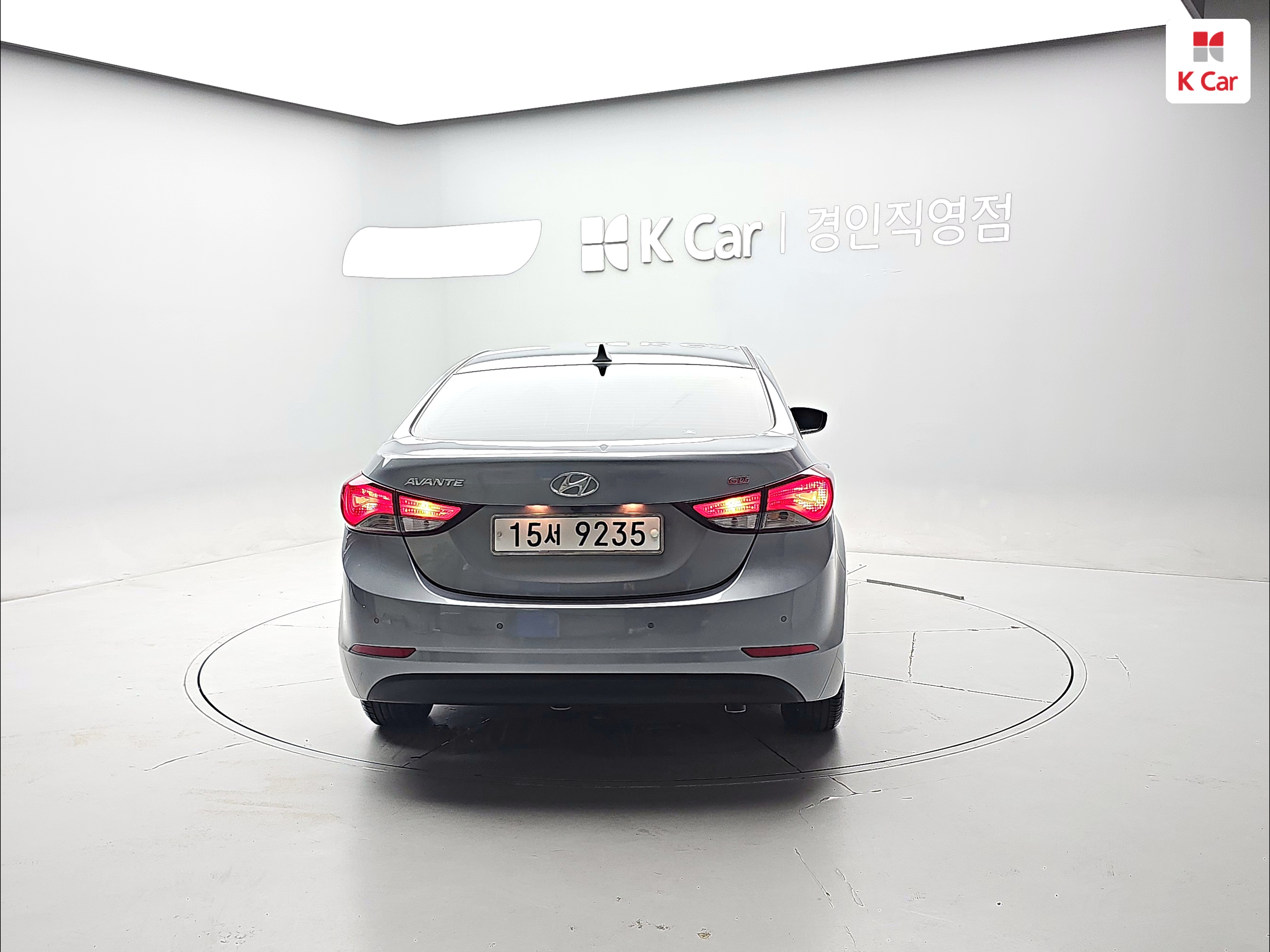 HYUNDAI The New Avante MD 1.6 GDI