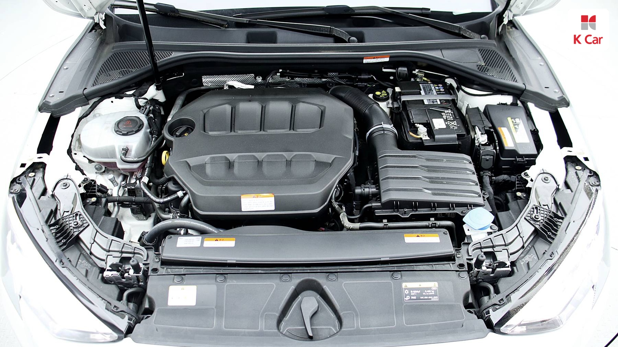 아우디 A3 (8Y) 가솔린 2WD 40 TFSI