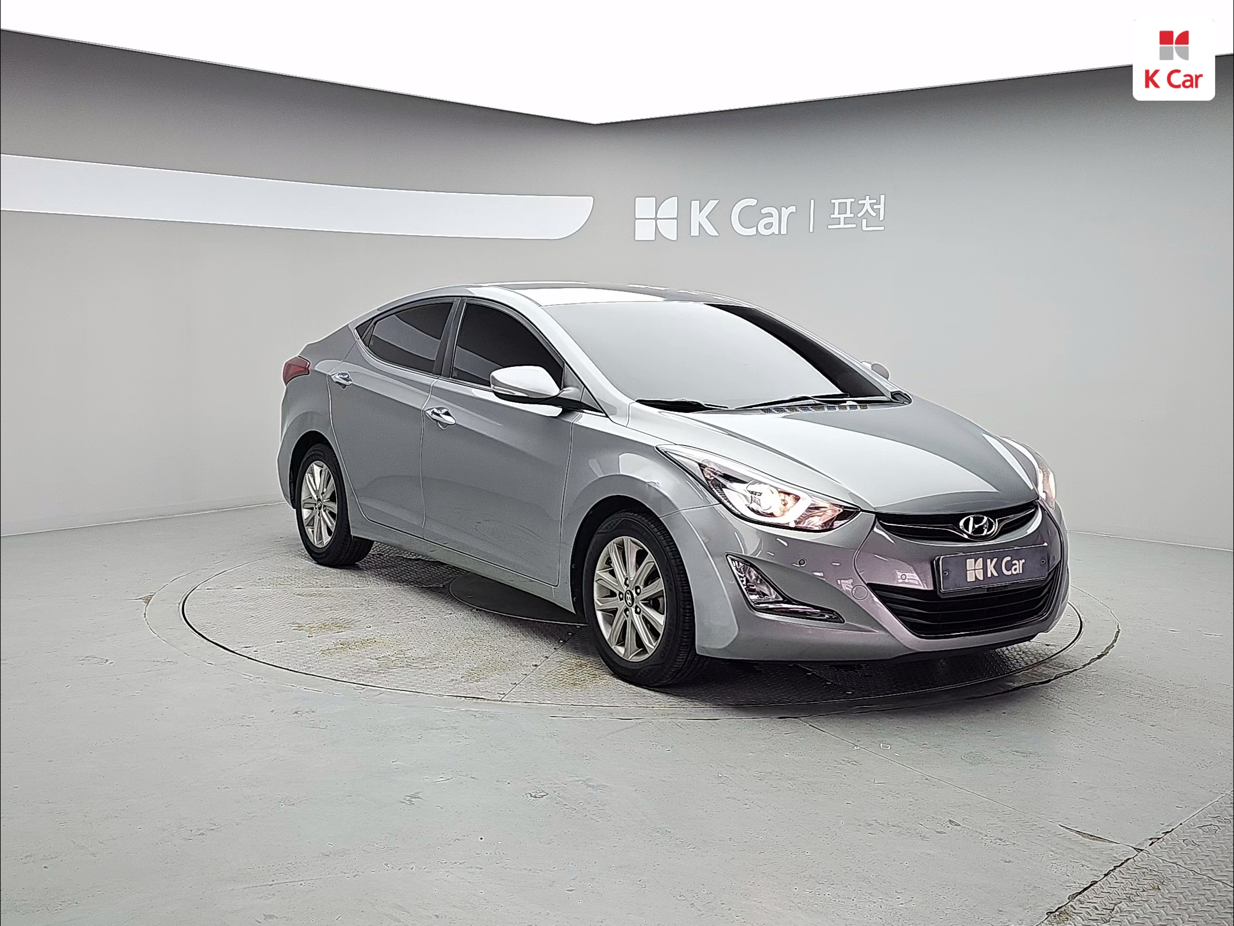 HYUNDAI The New Avante MD 1.6 GDI