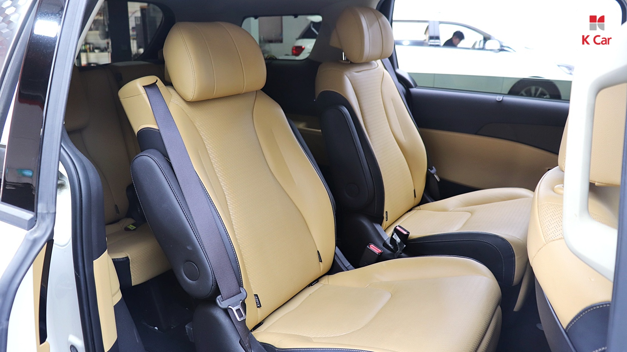 Kia Carnival бензин 3.5 (7 мест), миниатюра 15