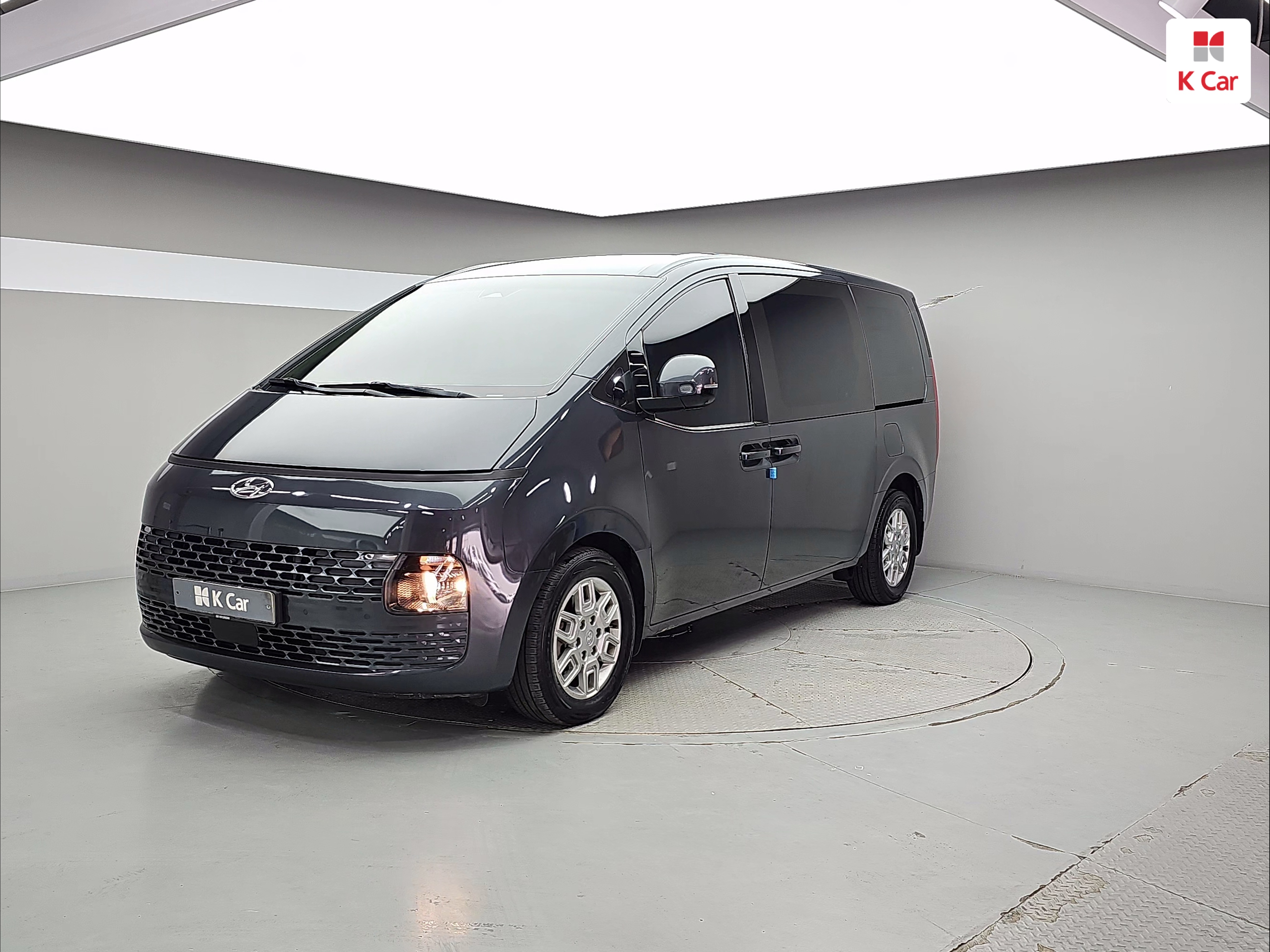 HYUNDAI Staria 2.2 Diesel Cargo 5-Seater