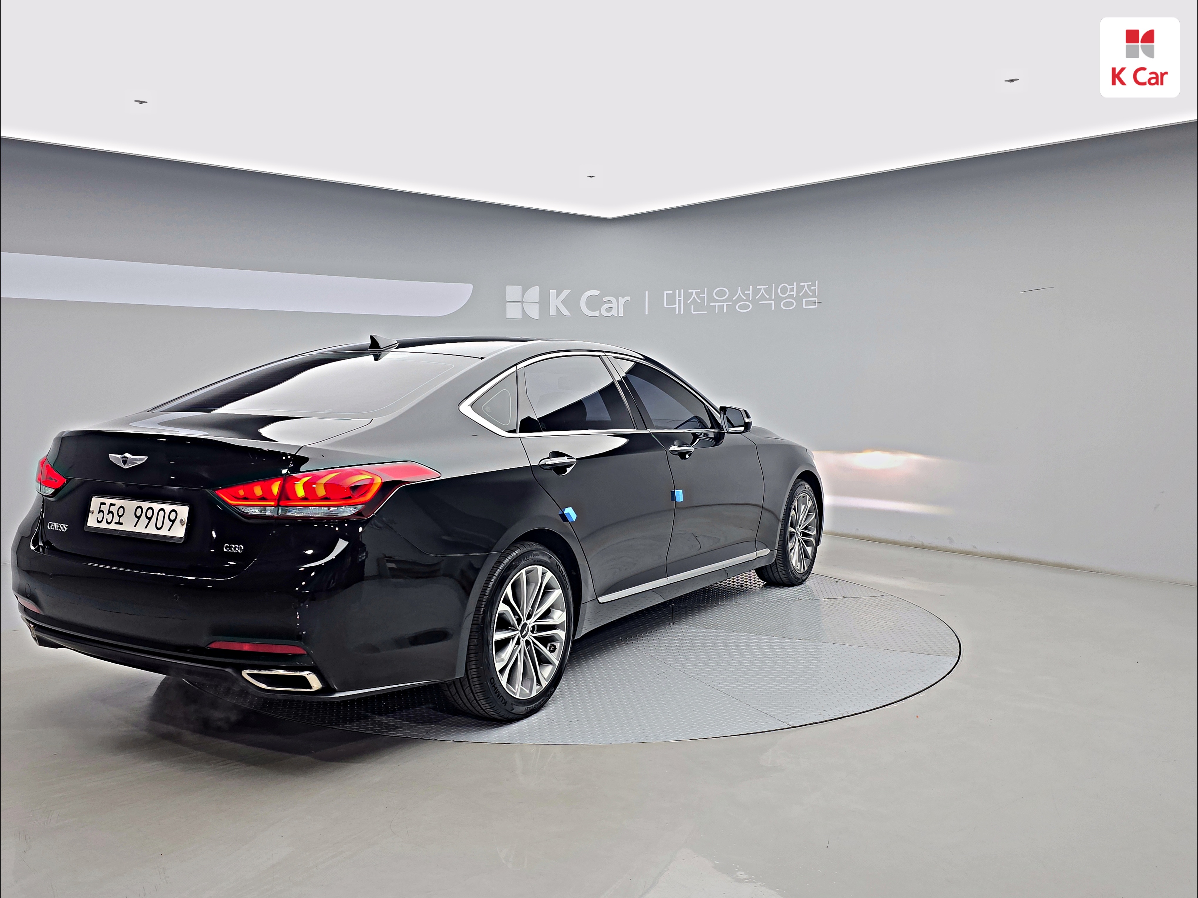 HYUNDAI Genesis DH G330