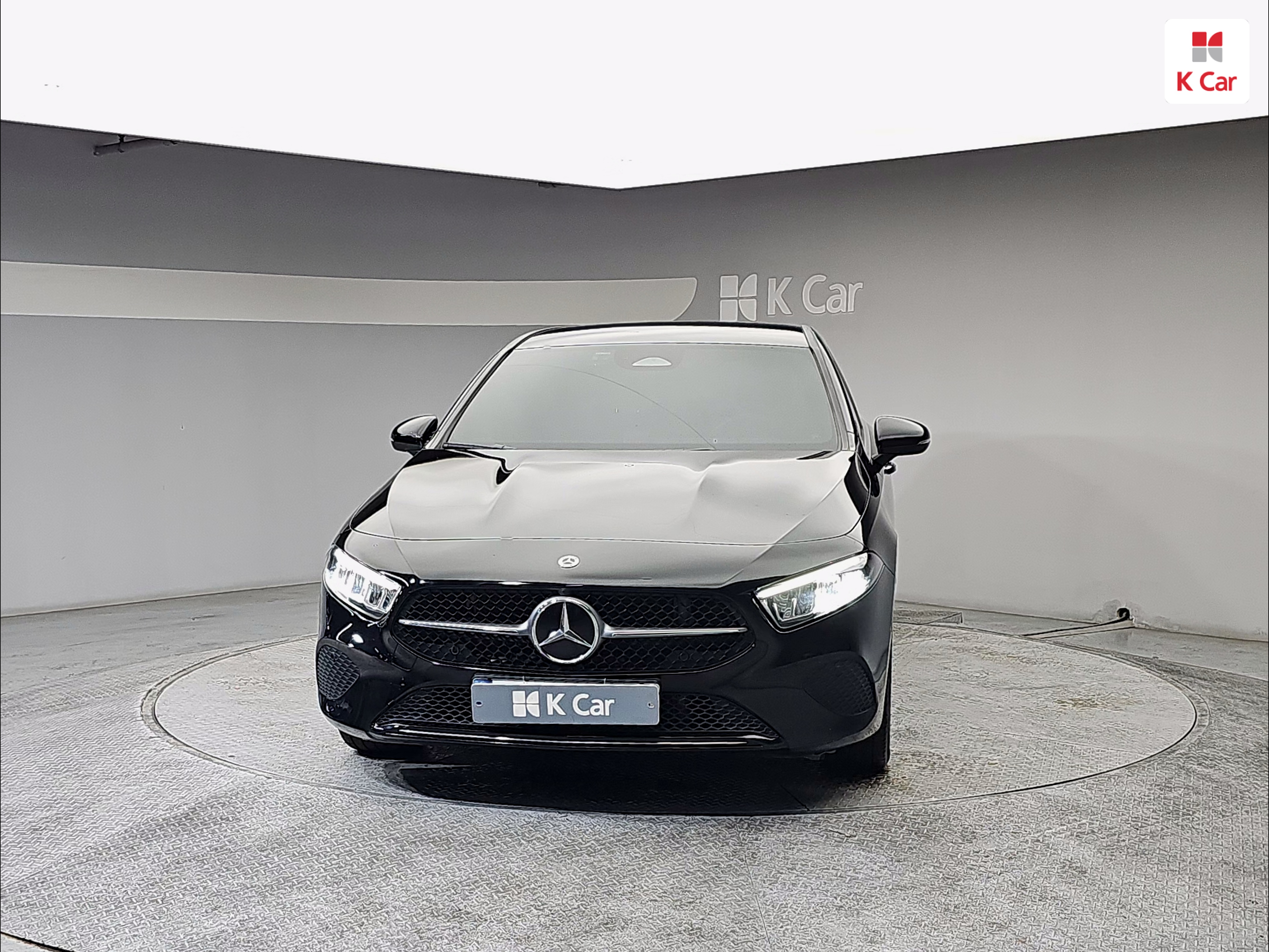 BENZ A-Class (4th Generation) A220