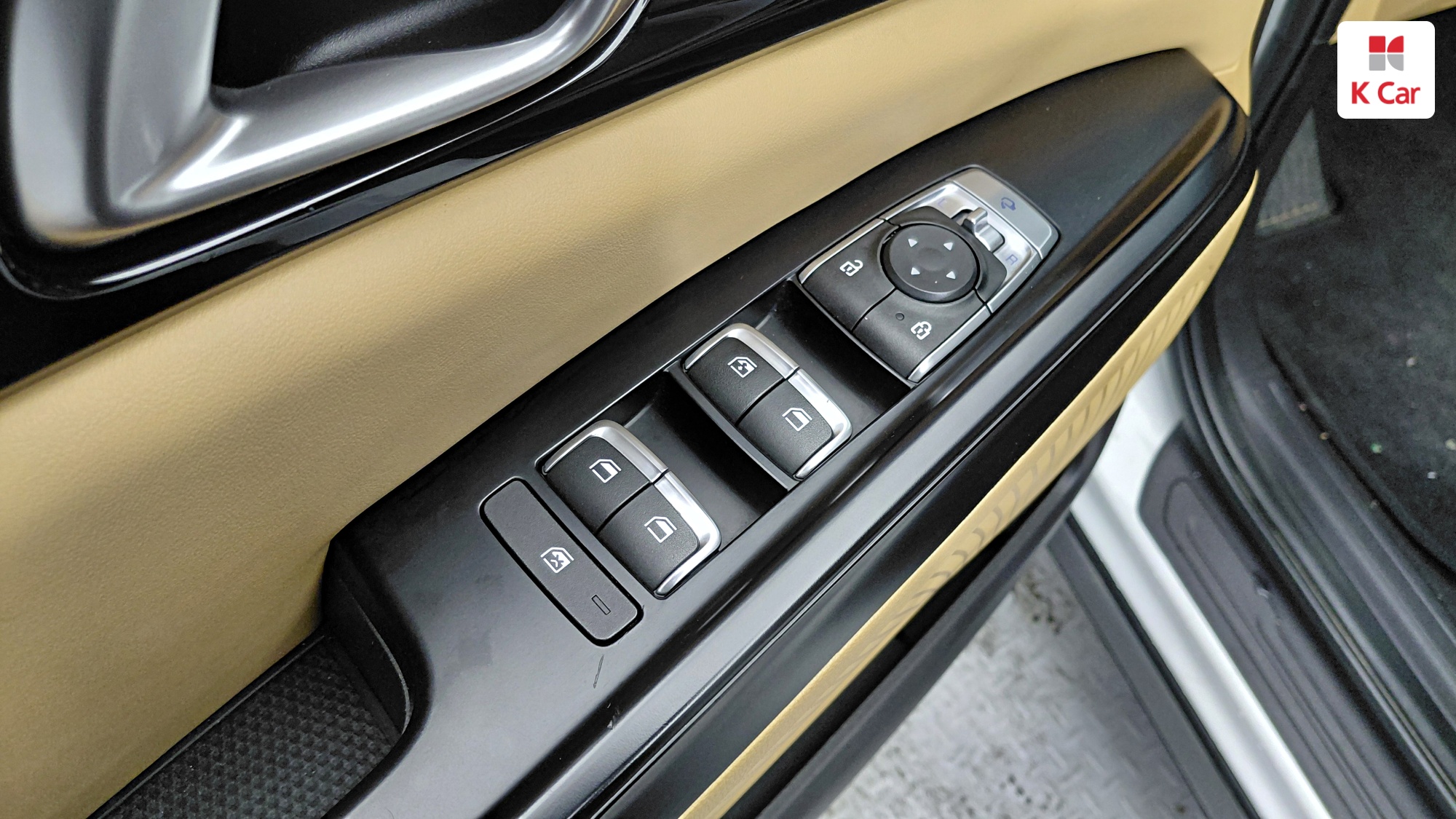 Kia Carnival дизель 2.2 (9 мест) Prestige, миниатюра 12
