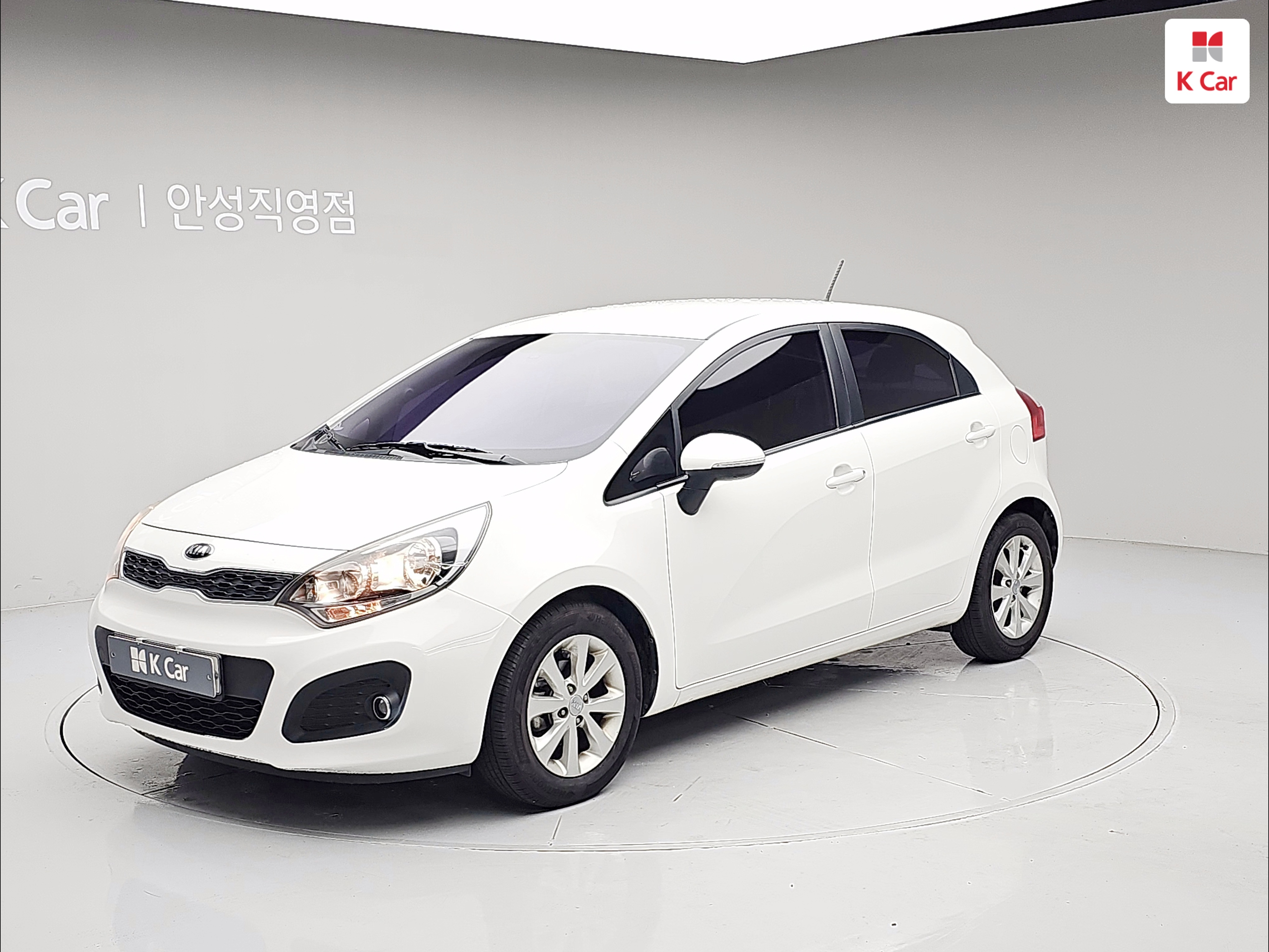 KIA All New Pride 5Door 1.4 MPI