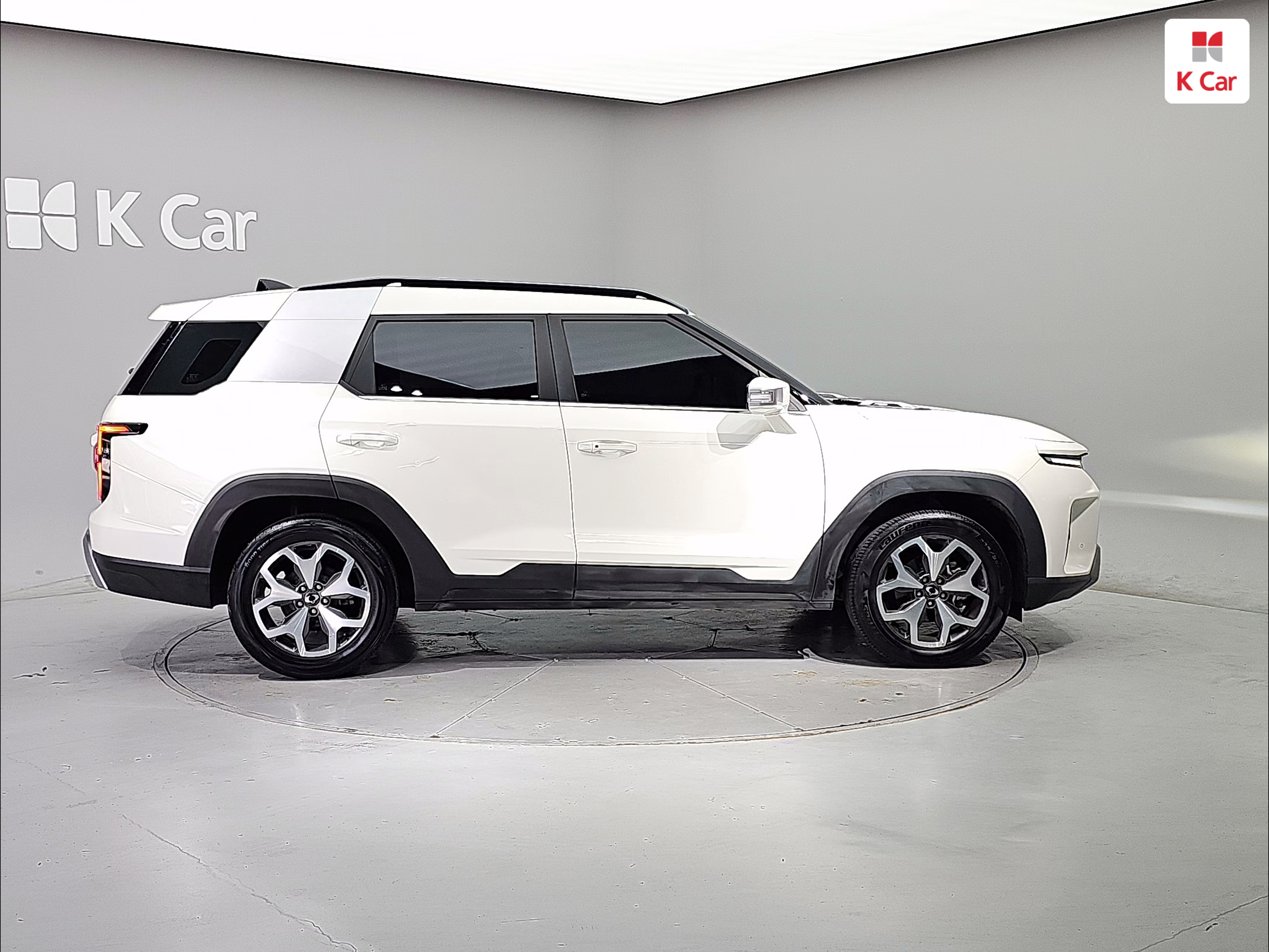 KG MOBILITY(SSANGYONG) Torres 1.5 GDI-T 2WD