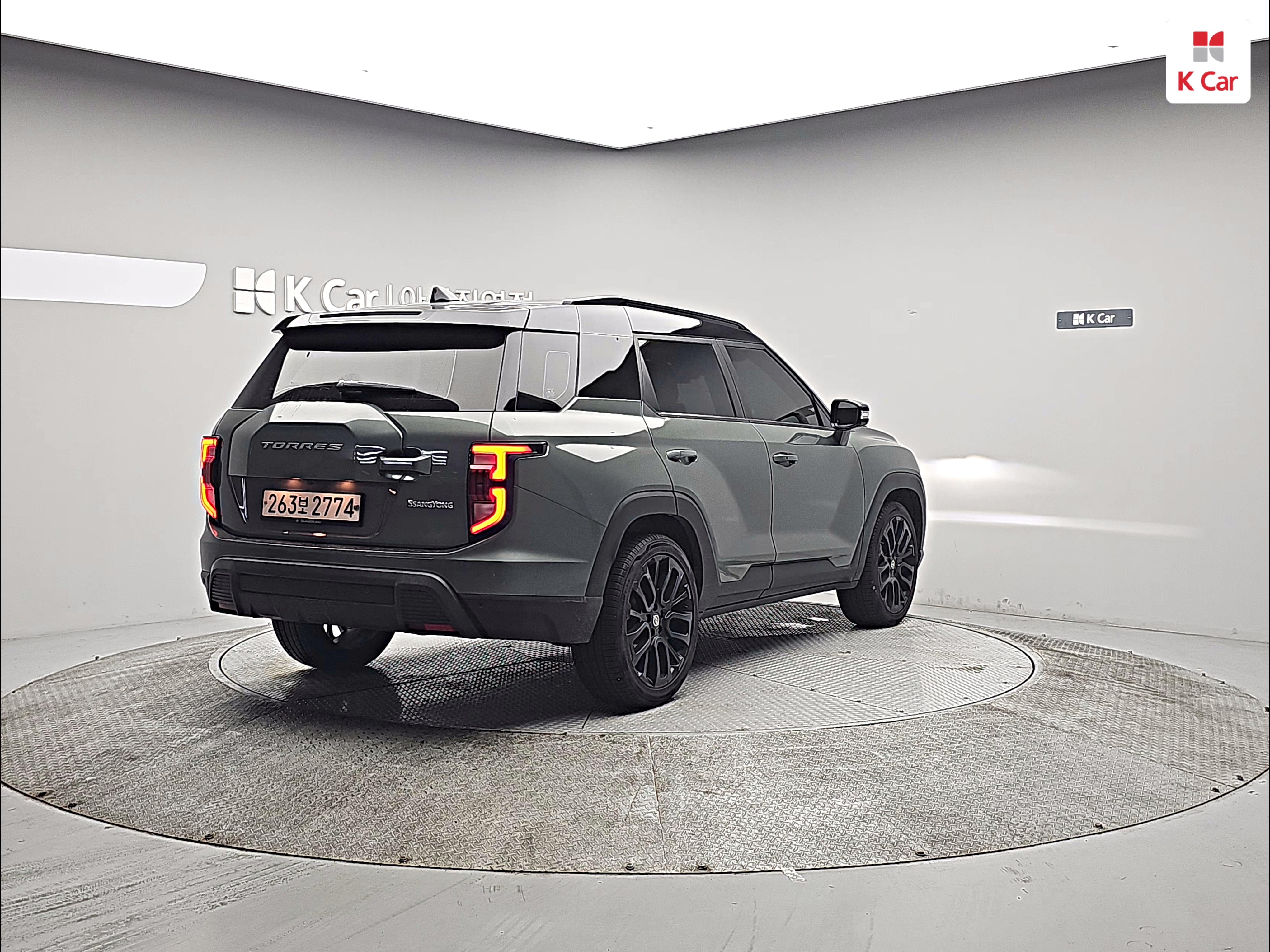 KGM 토레스 가솔린 1.5 4WD T7