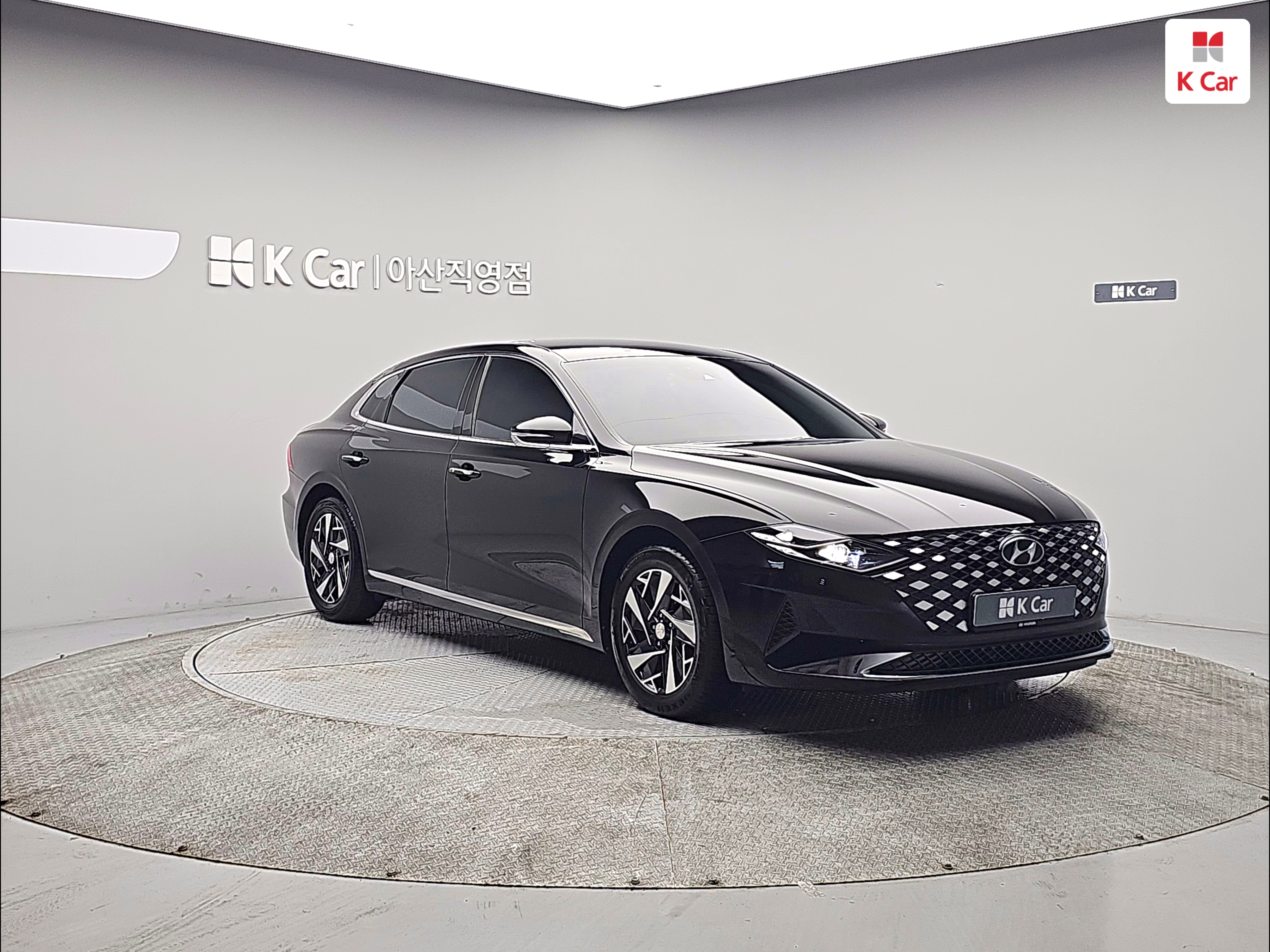 HYUNDAI The New Grandeur IG Hybrid 2.4 HEV